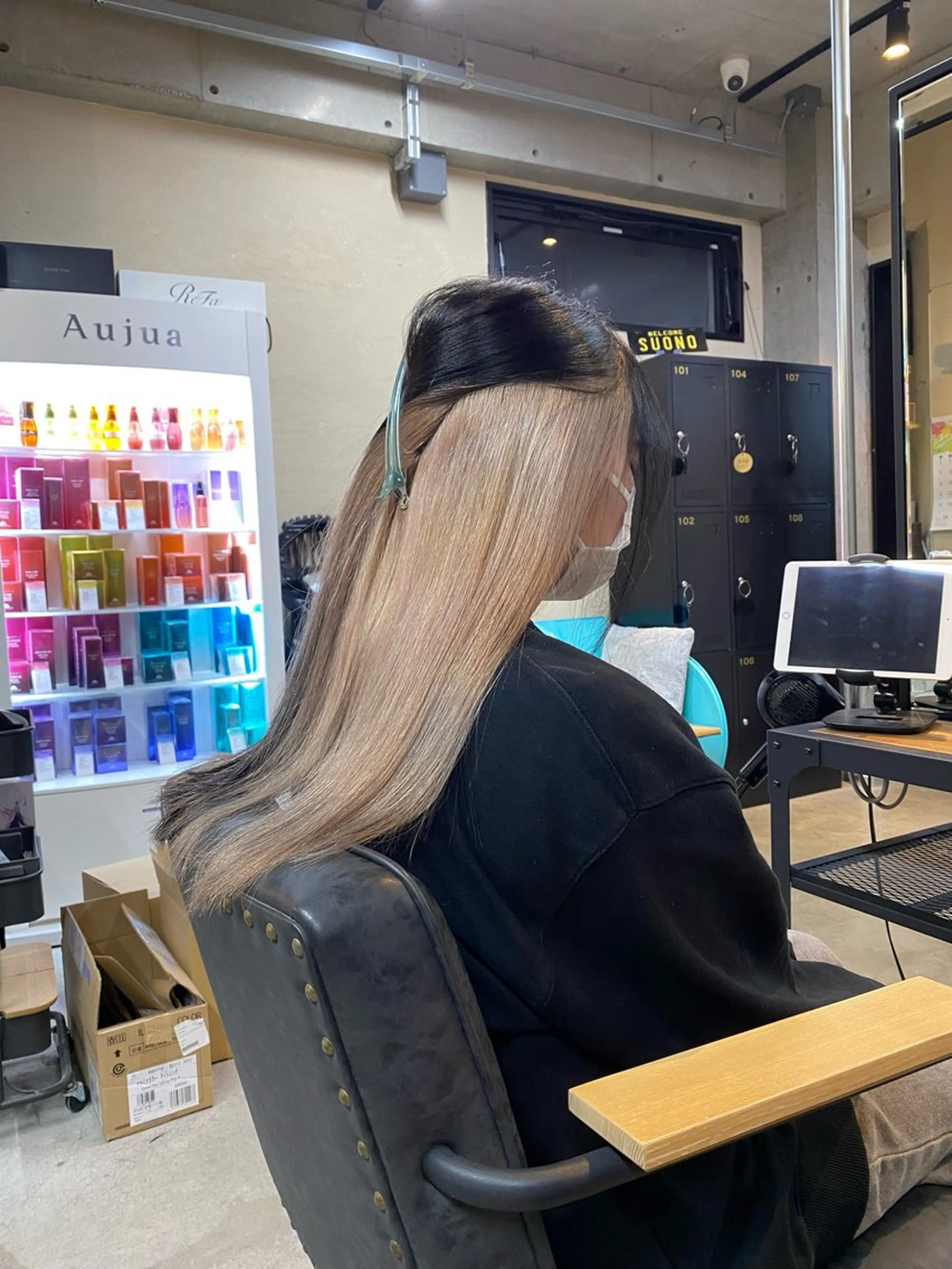 ロング カラー ブリーチ ケアブリーチ ヘアカラー トリートメント SUONO所属・ブリーチムラ修正 /ハイトーン/青砥大のヘアスタイル