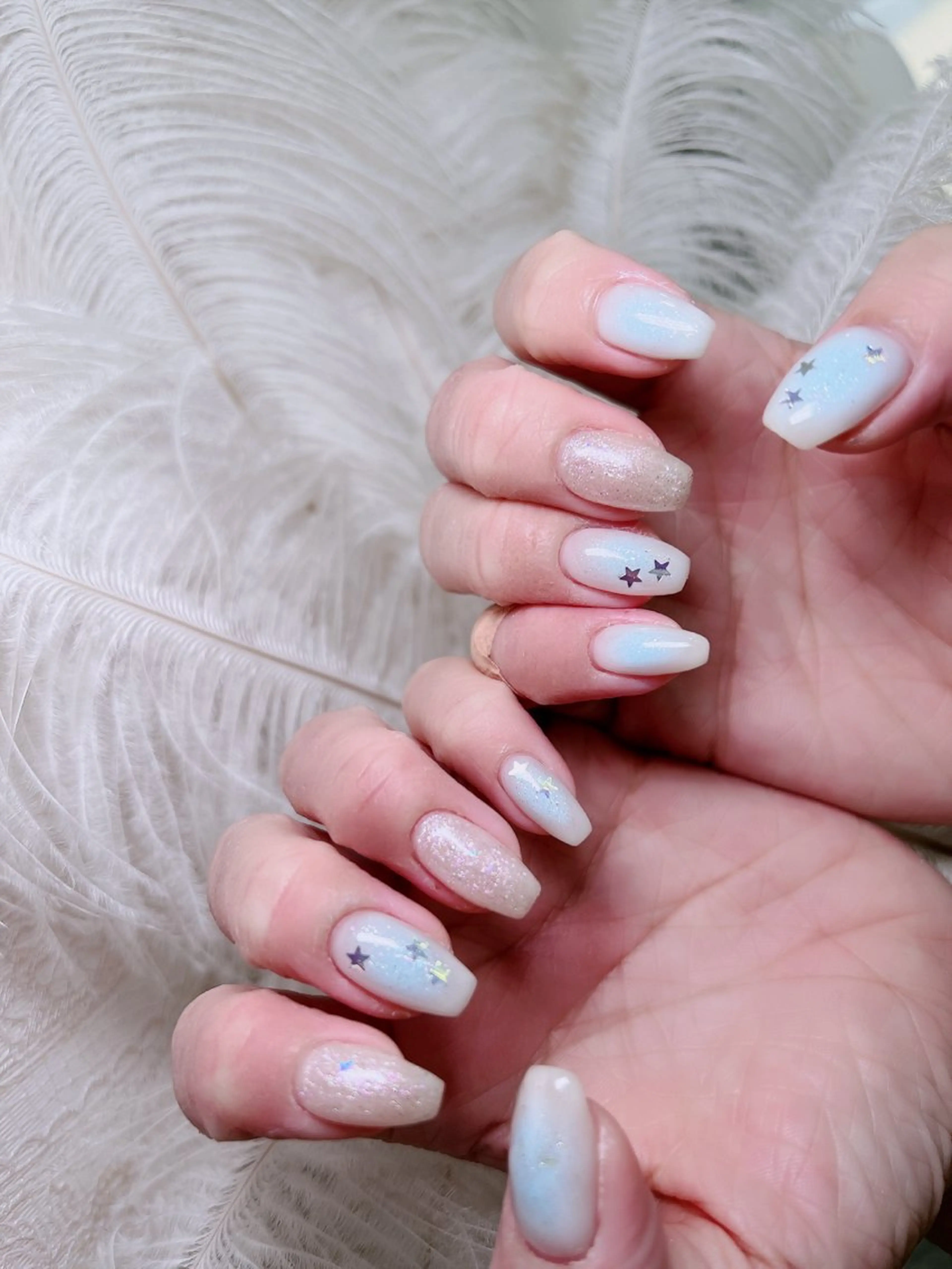 ネイル チークネイル 水色 ハンドネイル Ubuntu🎀 ネイルサロン✨のネイルデザイン