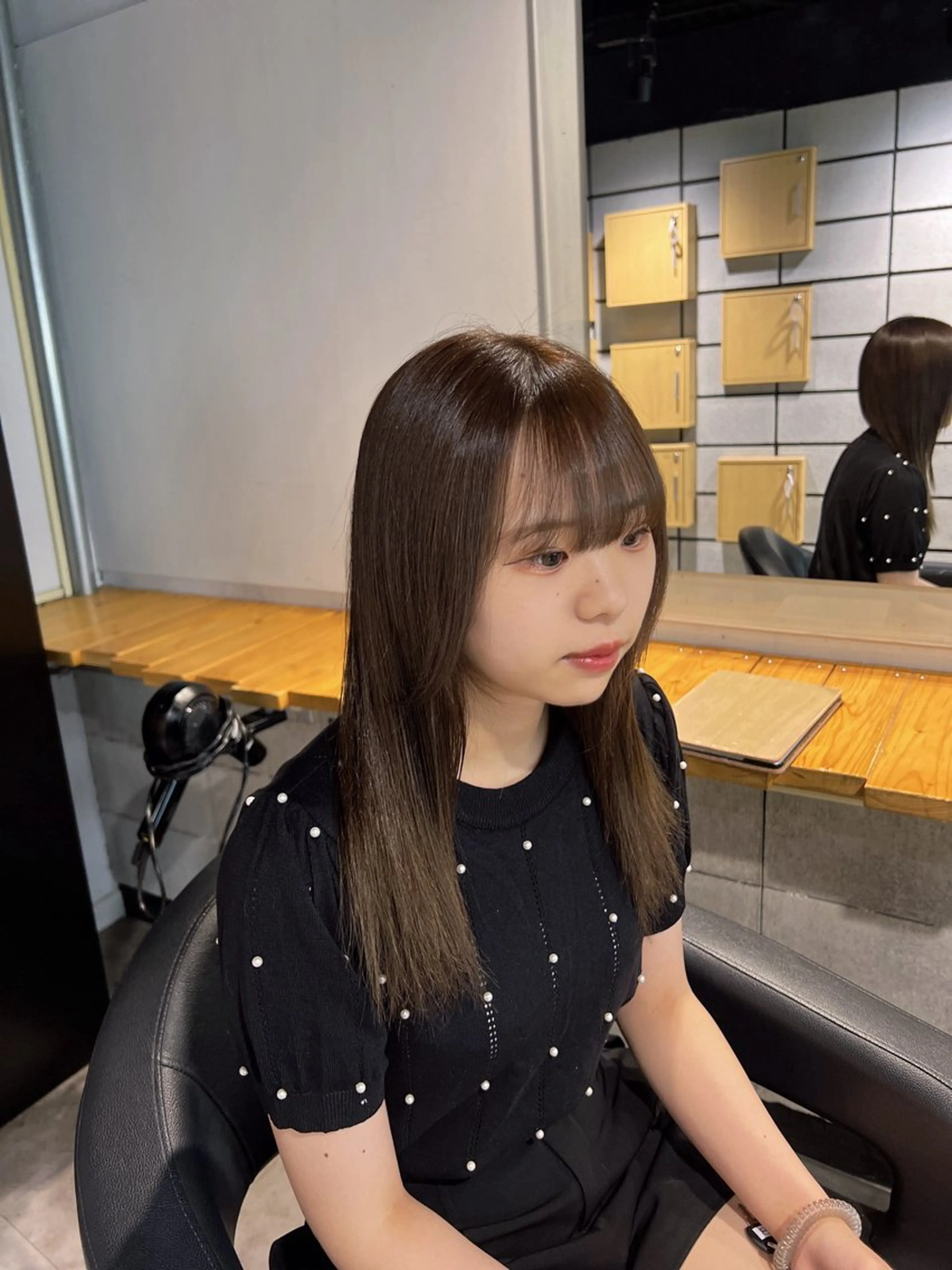 セミロング カラー カット ヘアカラー NANAMI🩵 大人可愛い韓国ヘアのヘアスタイル