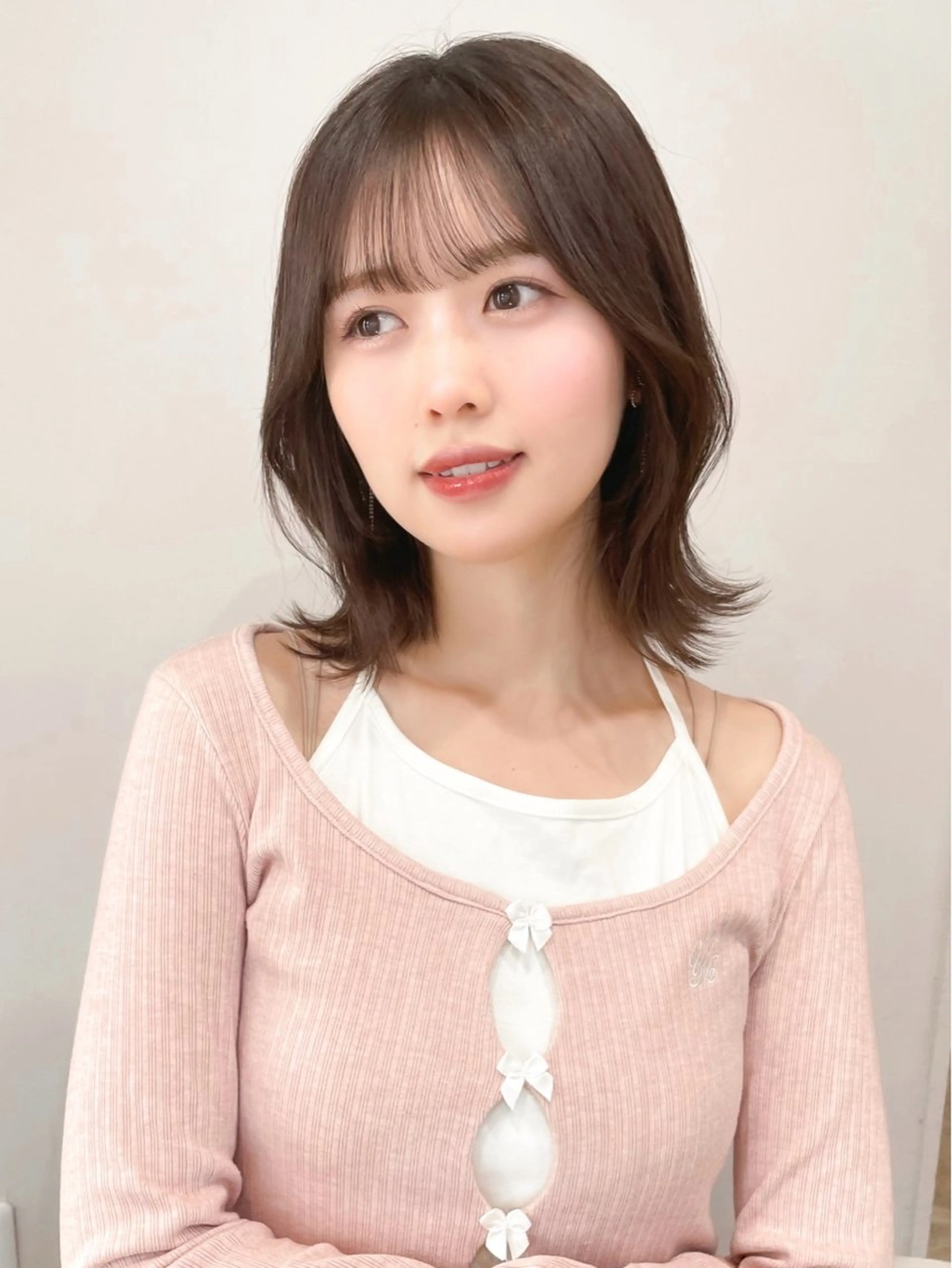 ミディアム カラー バレイヤージュ ベージュカラー ブリーチ ケアブリーチ ダブルカラー カット ヘアカラー トリートメント ミディアム/顔周り/ ベージュ🌼mayuのヘアスタイル
