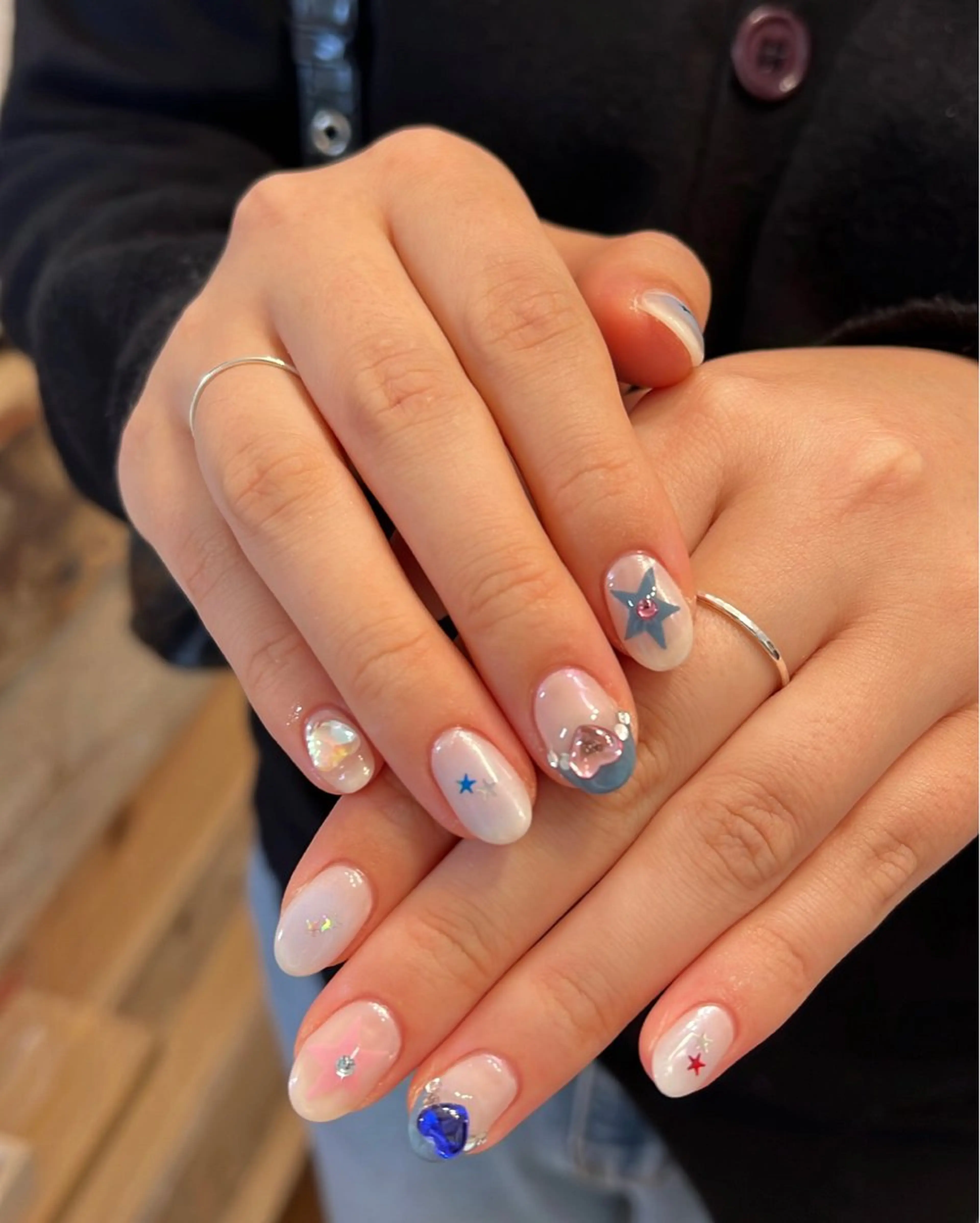 ネイル ハンドネイル フットネイル ハンドケア Nes.Nail所属・Miyagi Asamiのネイルデザイン