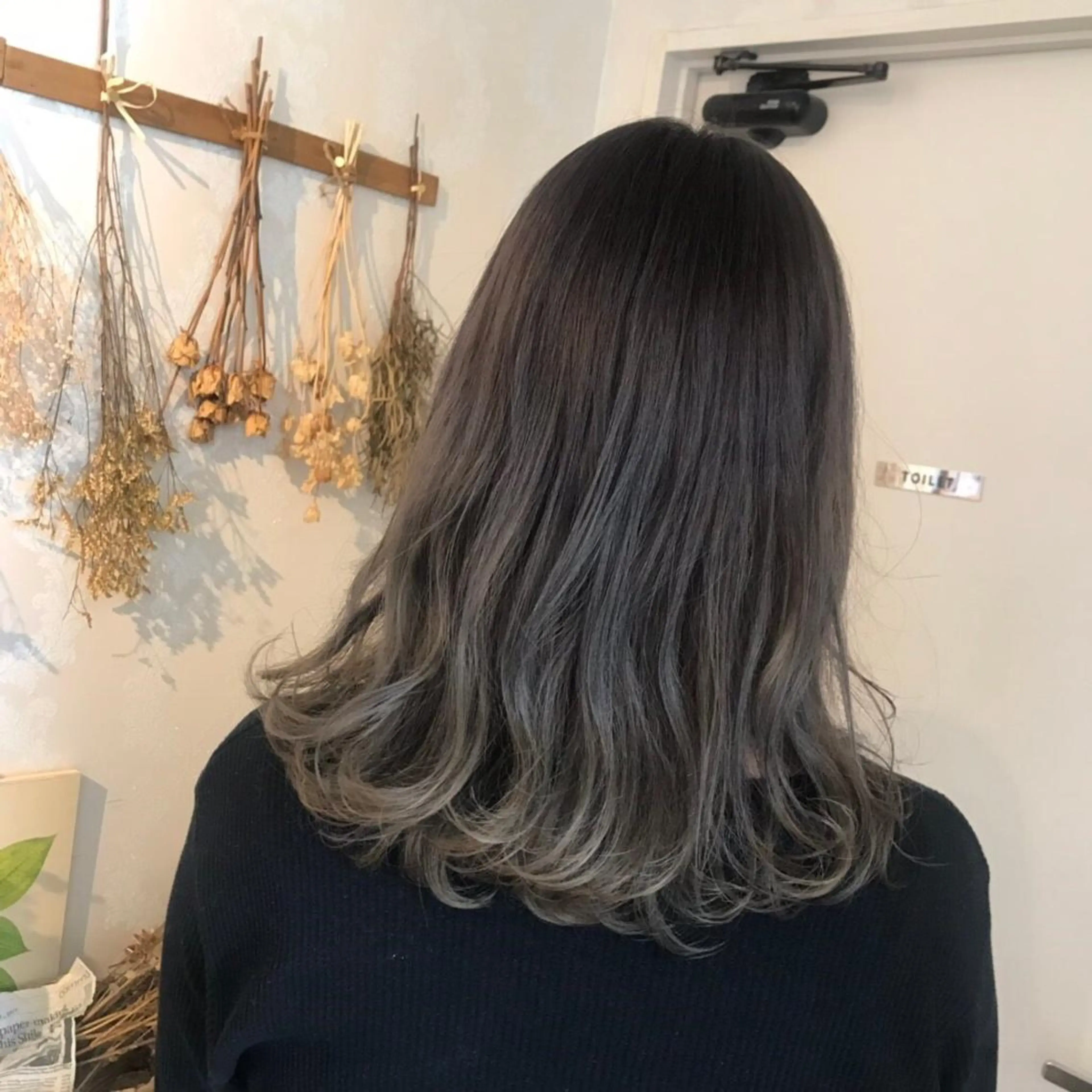 セミロング カラー ヘアアレンジ セミロングパーマ バレイヤージュ ブリーチ 透明感カラー ダブルカラー ヘアカラー トリートメント lani 天神大名/ブリーチのヘアスタイル