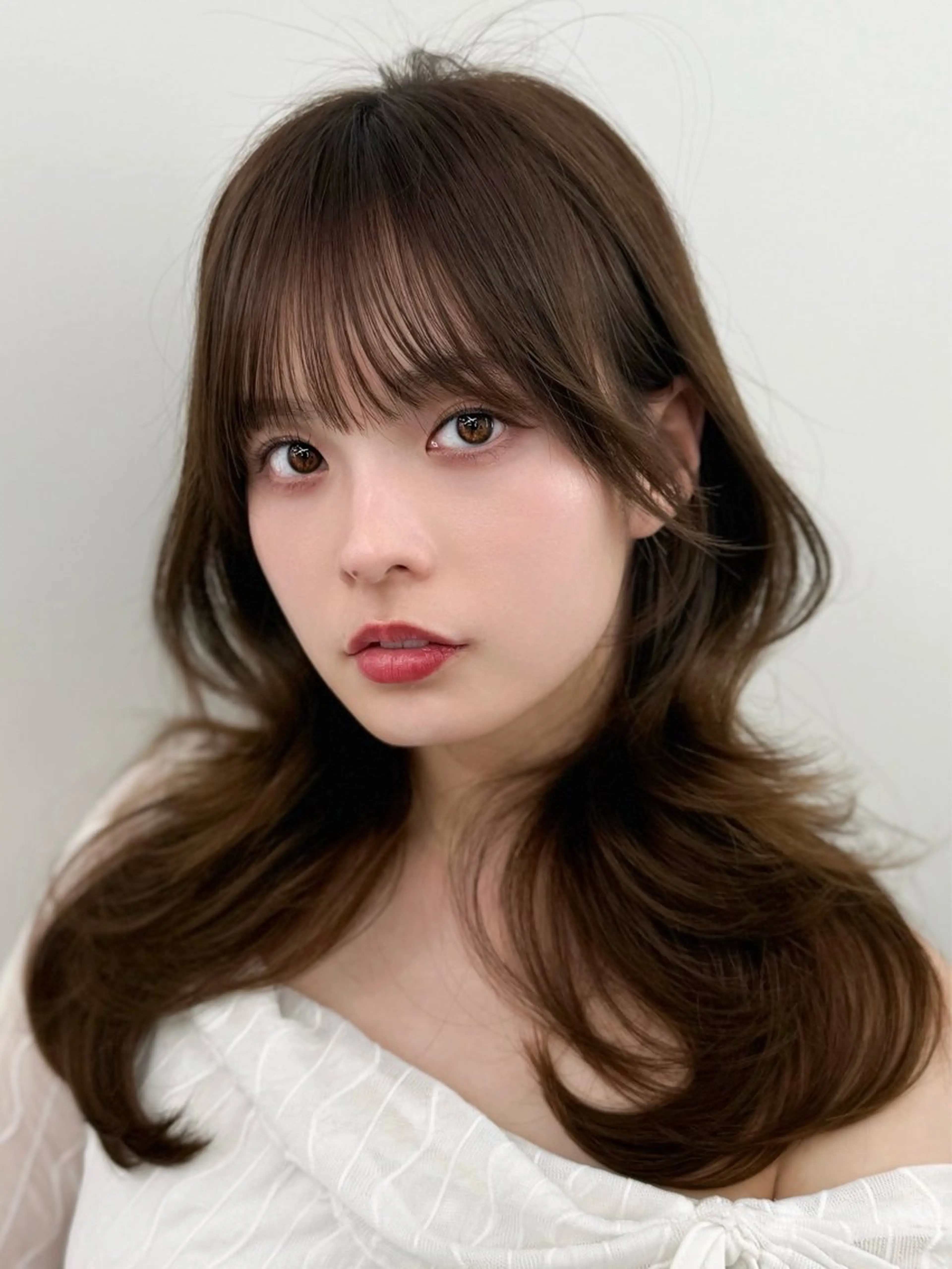 セミロング 韓国風ヘア レイヤーカット カット ヘアカラー トリートメント 失敗しない顔まわり× 小顔補正レイヤー難波のヘアスタイル