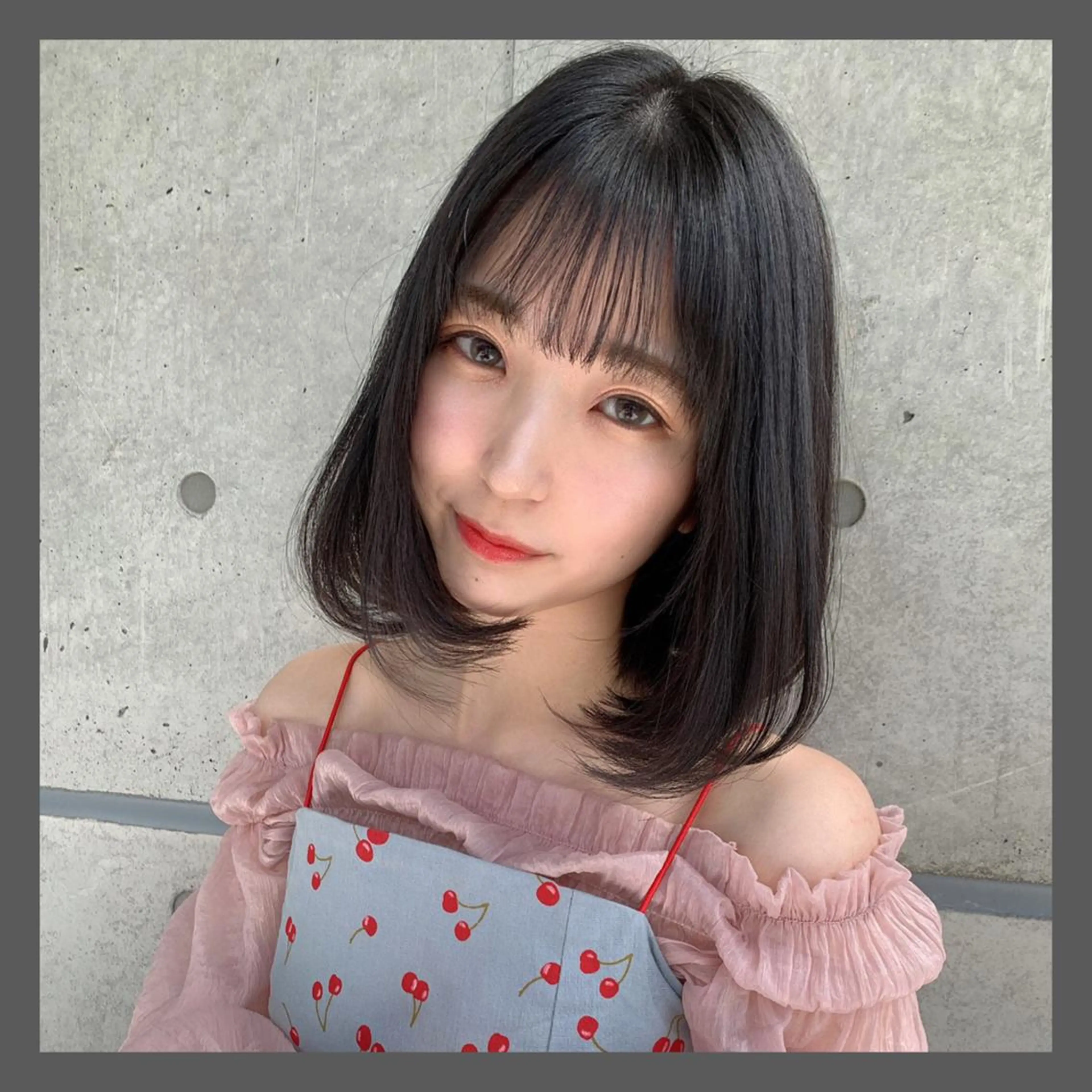 セミロング カラー ヘアアレンジ ダークグレー ダークグレージュ グレージュ カット ヘアカラー 縮毛矯正 トリートメント ヘッドスパ ヘアセット ARiA by ECLART所属・💖韓国ヘアの匠 💖TAKUMI💖のヘアスタイル