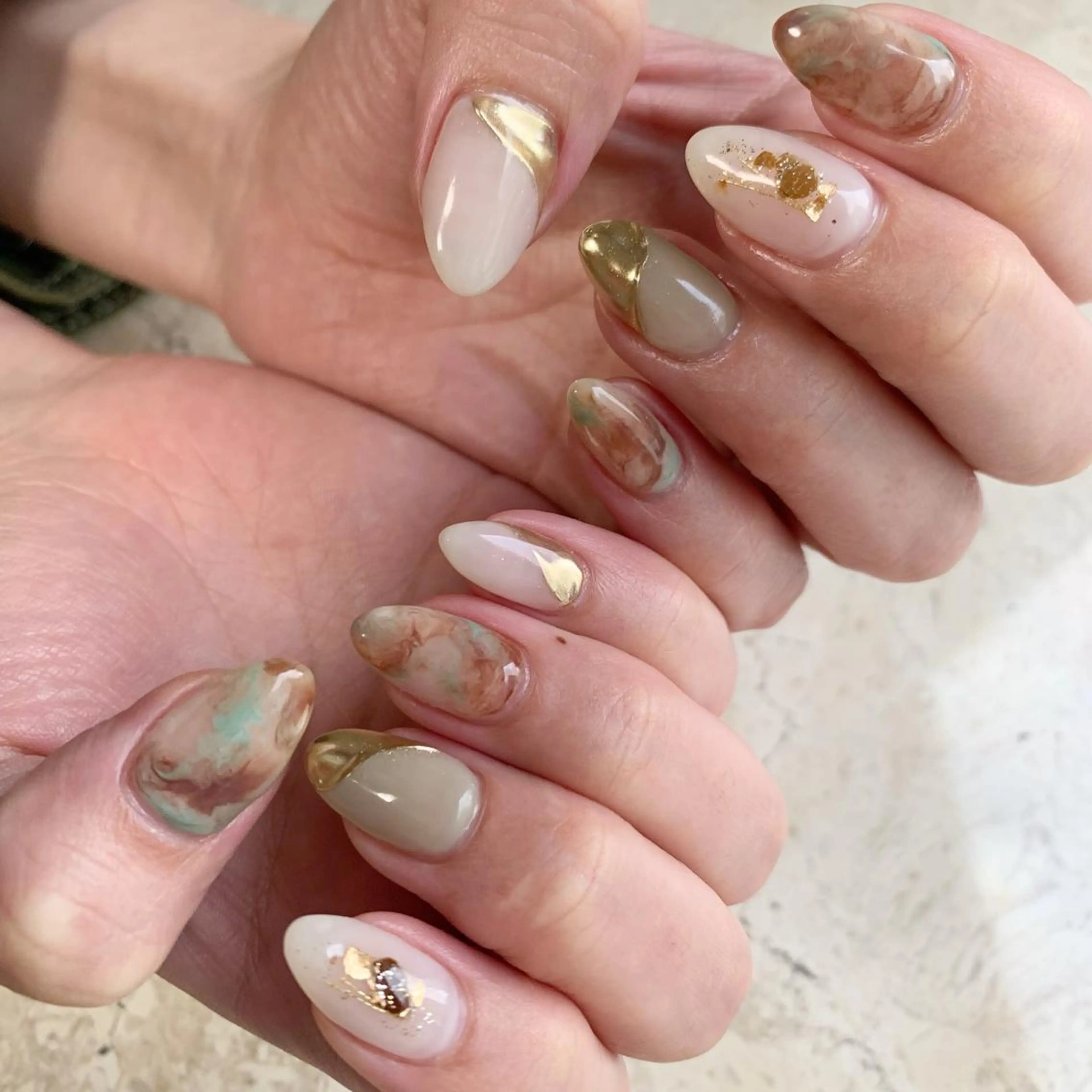 ネイル アートネイル ジェルネイル 韓国ネイル マグネットネイル ミラーネイル ハンドネイル フットネイル nail salon mieux(ミュー)のネイルデザイン