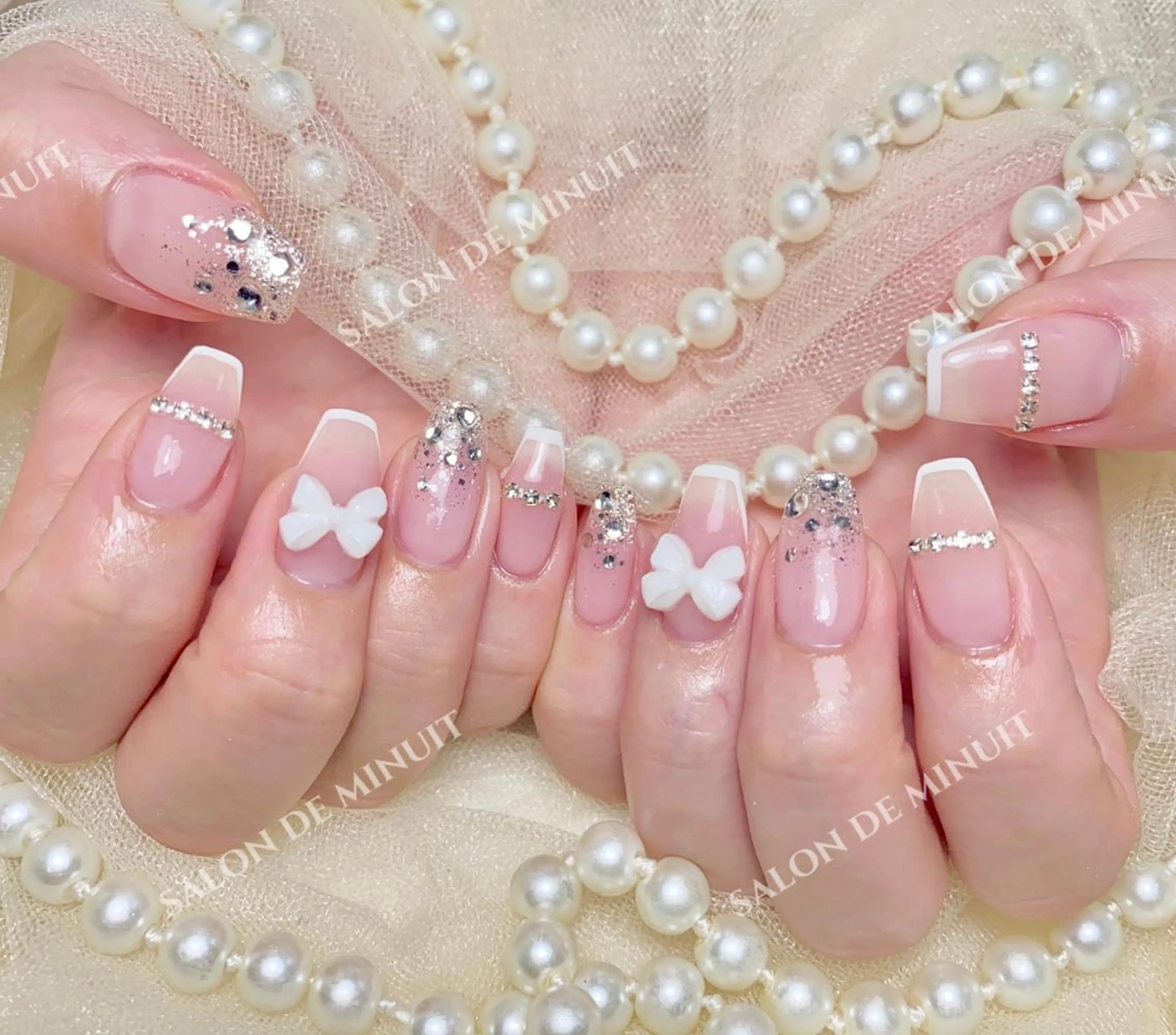 ネイル Salon de Minuit🦩のネイルデザイン