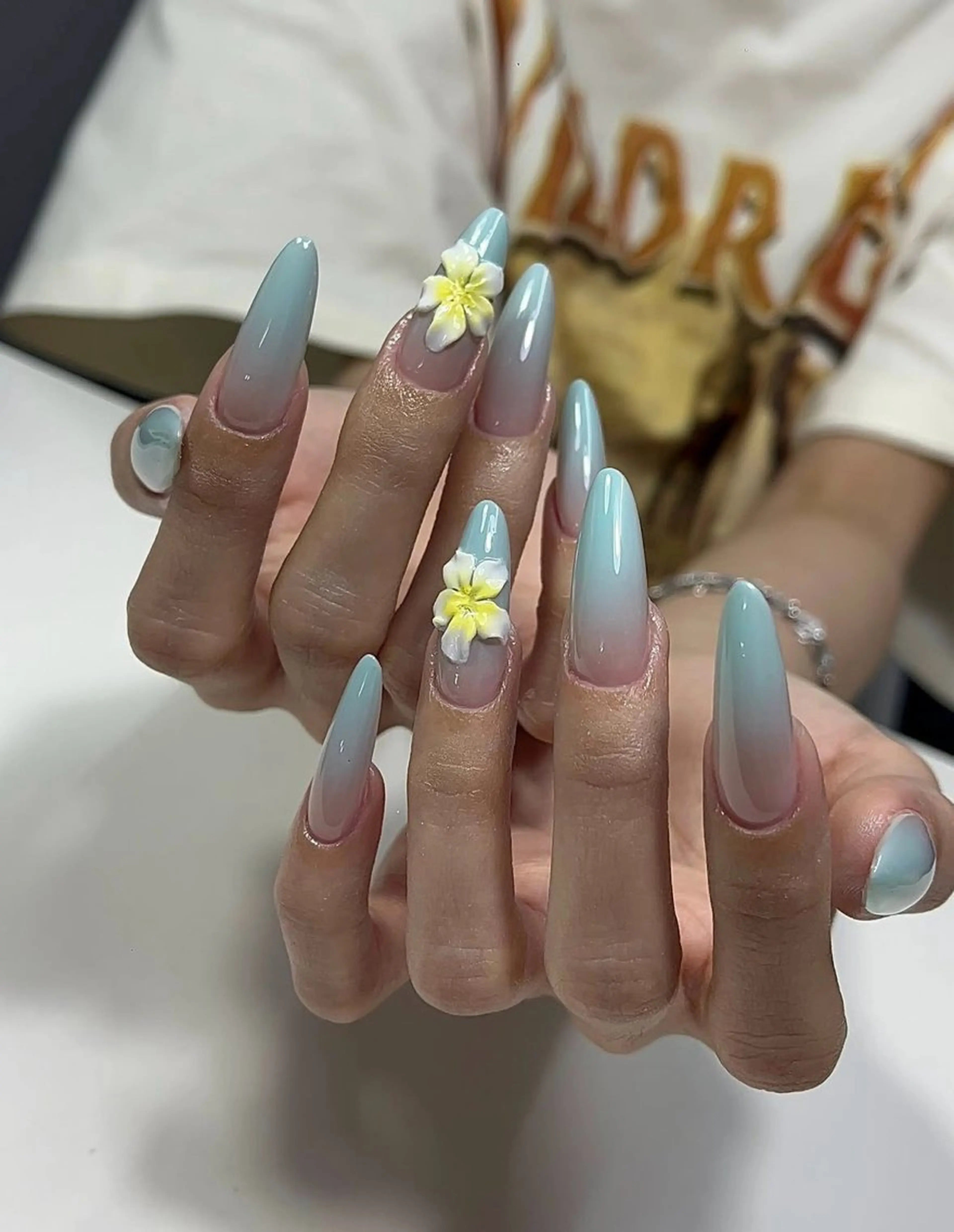 ネイル フラワーネイル ハンドネイル CoCo NailsbyTのネイルデザイン