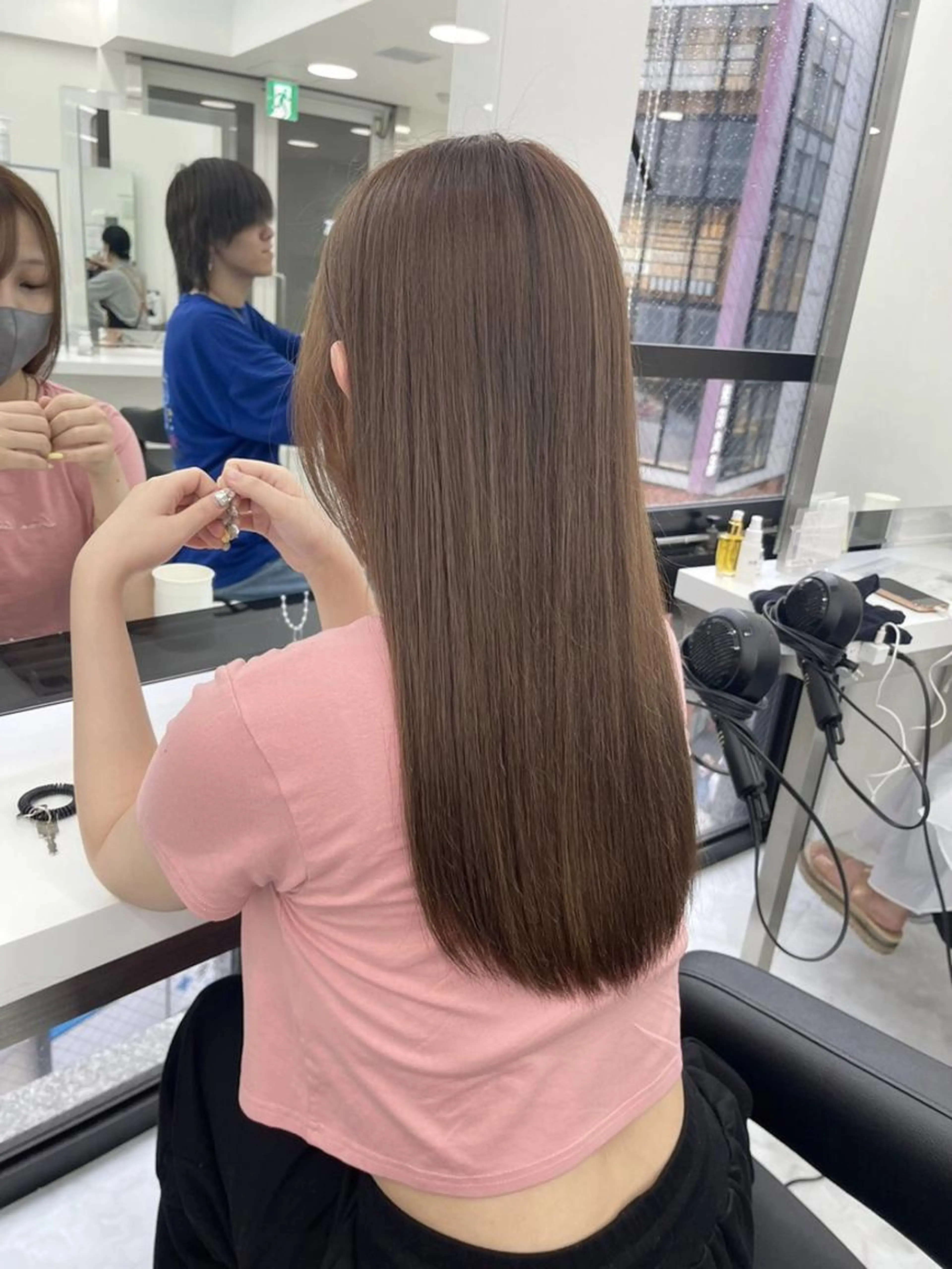 【🫧広がり・うねりを改善したい方🫧】カット➕うる艶カラー➕縮毛矯正➕オリジナルトリートメント🧴🫧の写真