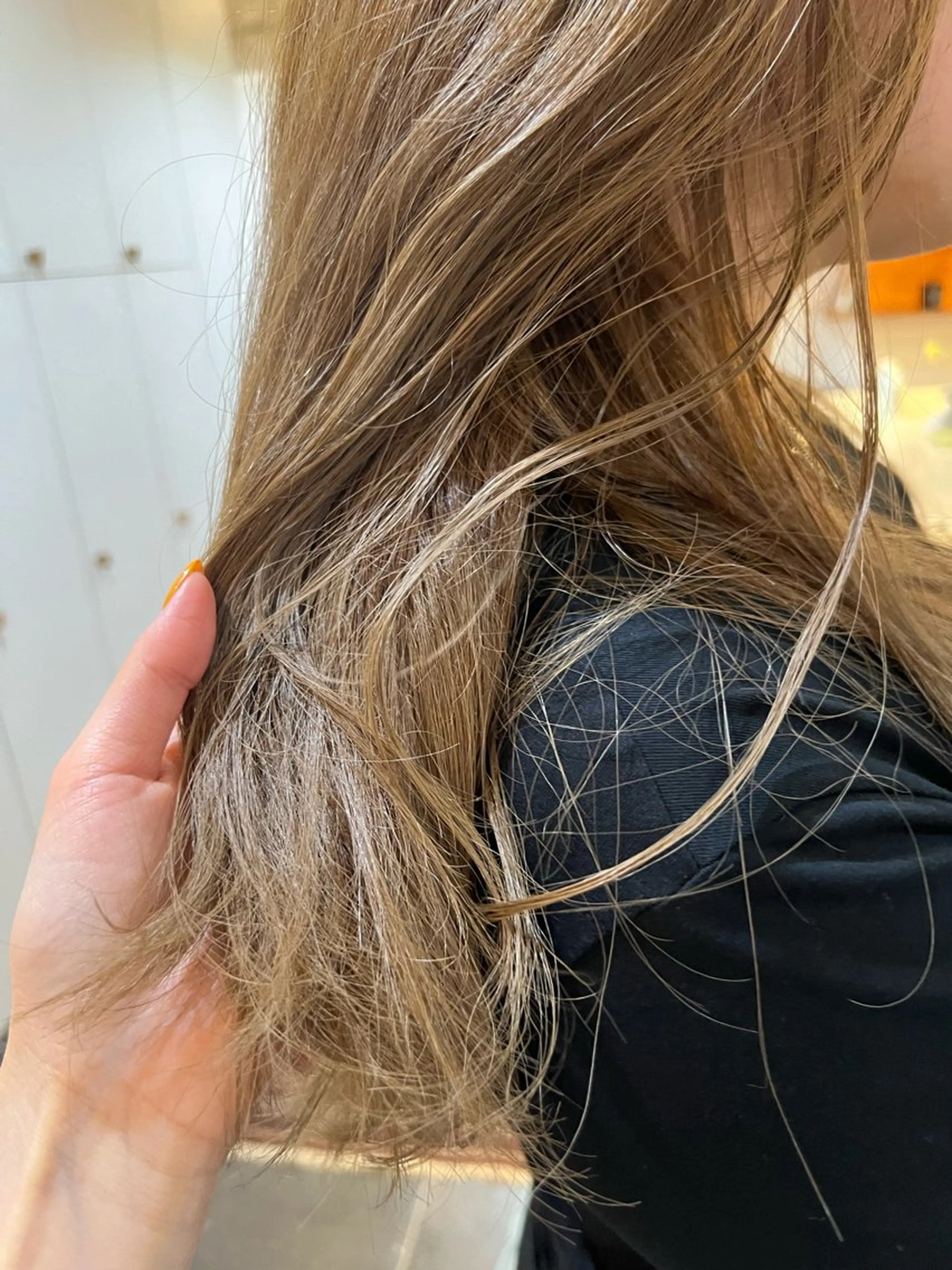 セミロング カラー ブリーチ 透明感カラー トリートメント ヘアカラー 三谷 はるなのヘアスタイル