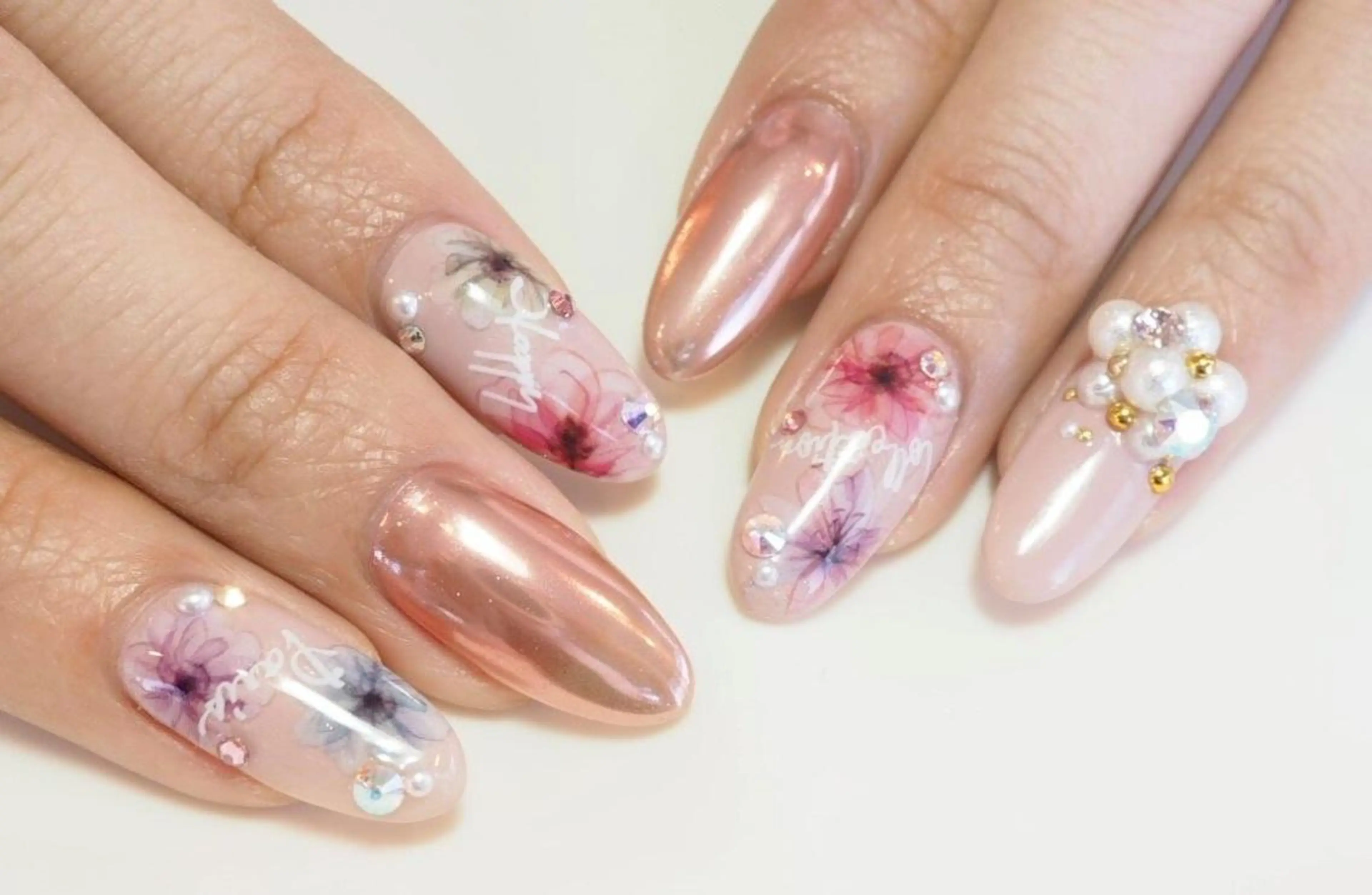 ネイル orbe 芳長のネイルデザイン