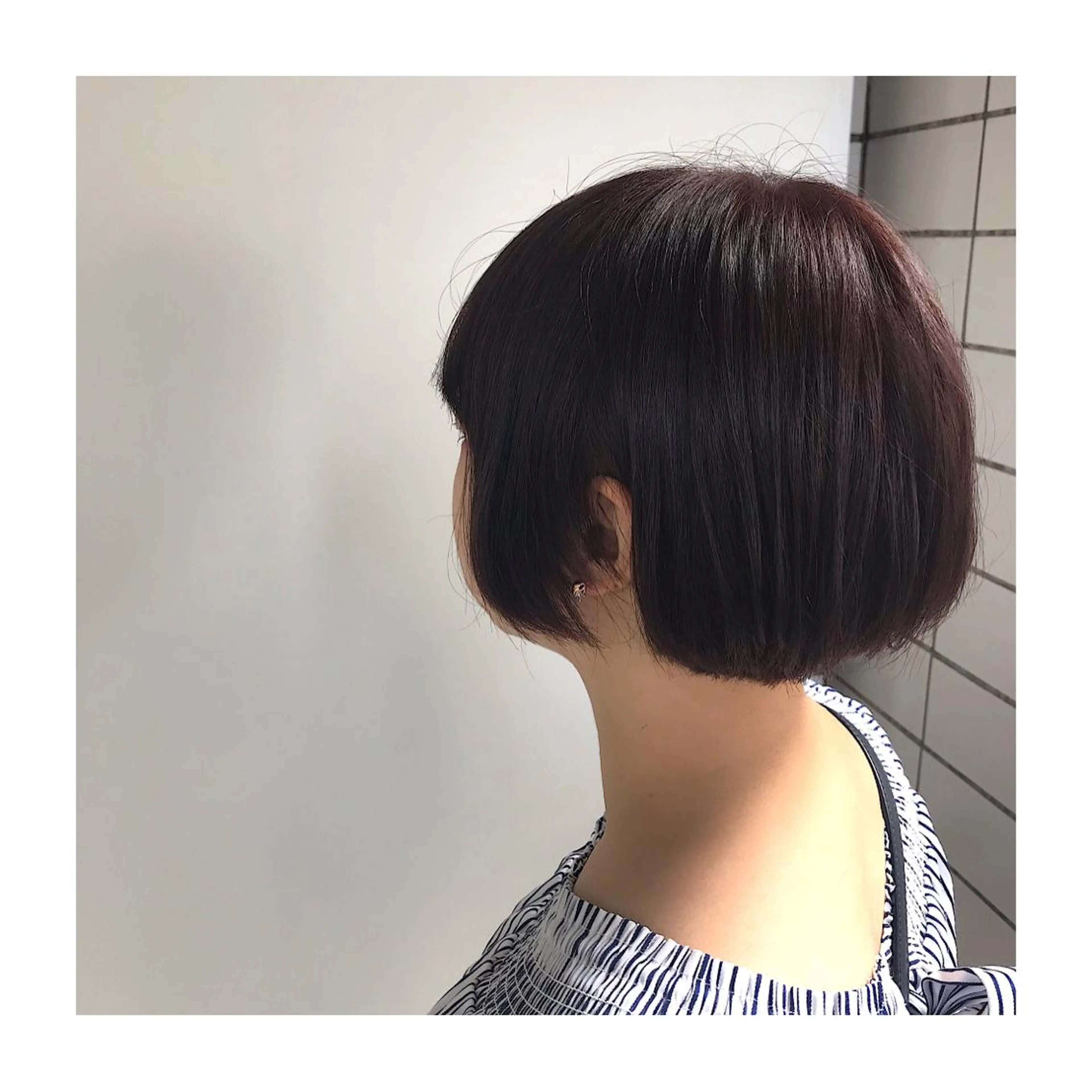 ミディアム 30代からの大人 ショートのヘアスタイル