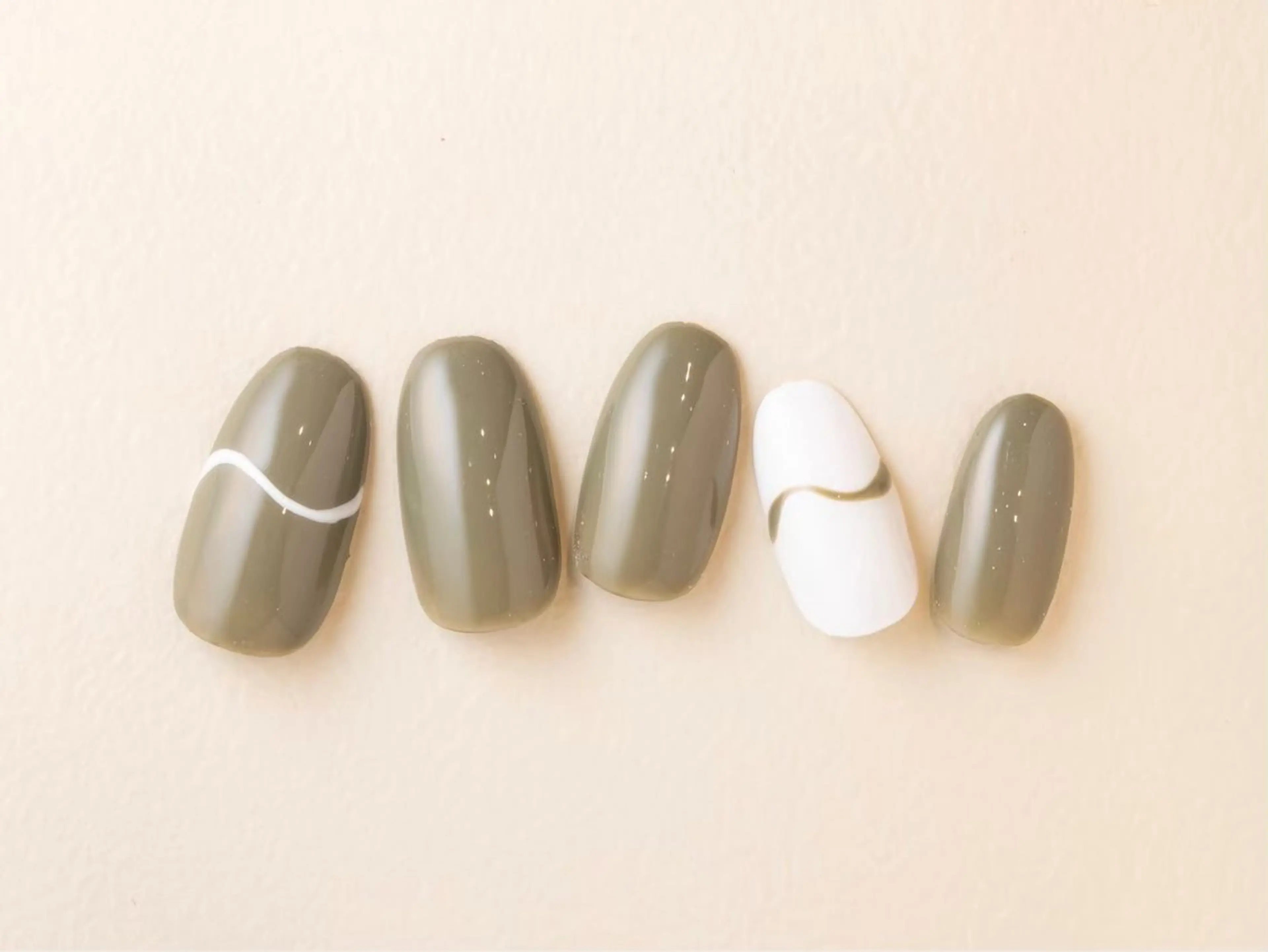 ネイル TiaryNail 💎Kのネイルデザイン