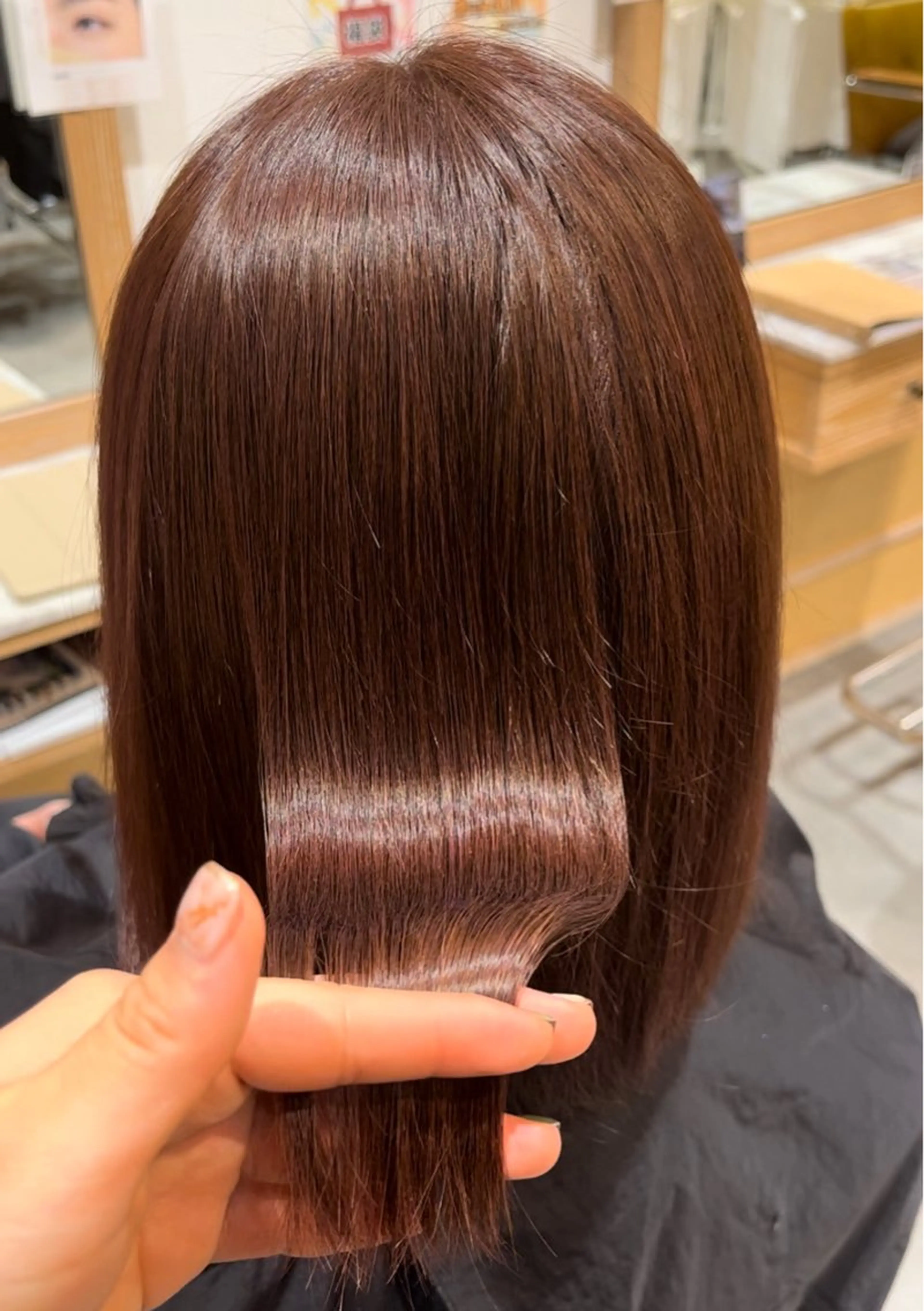 ミディアム カラー ヘアカラー トリートメント ボブ/ハイトーン特化 solua上本町のヘアスタイル