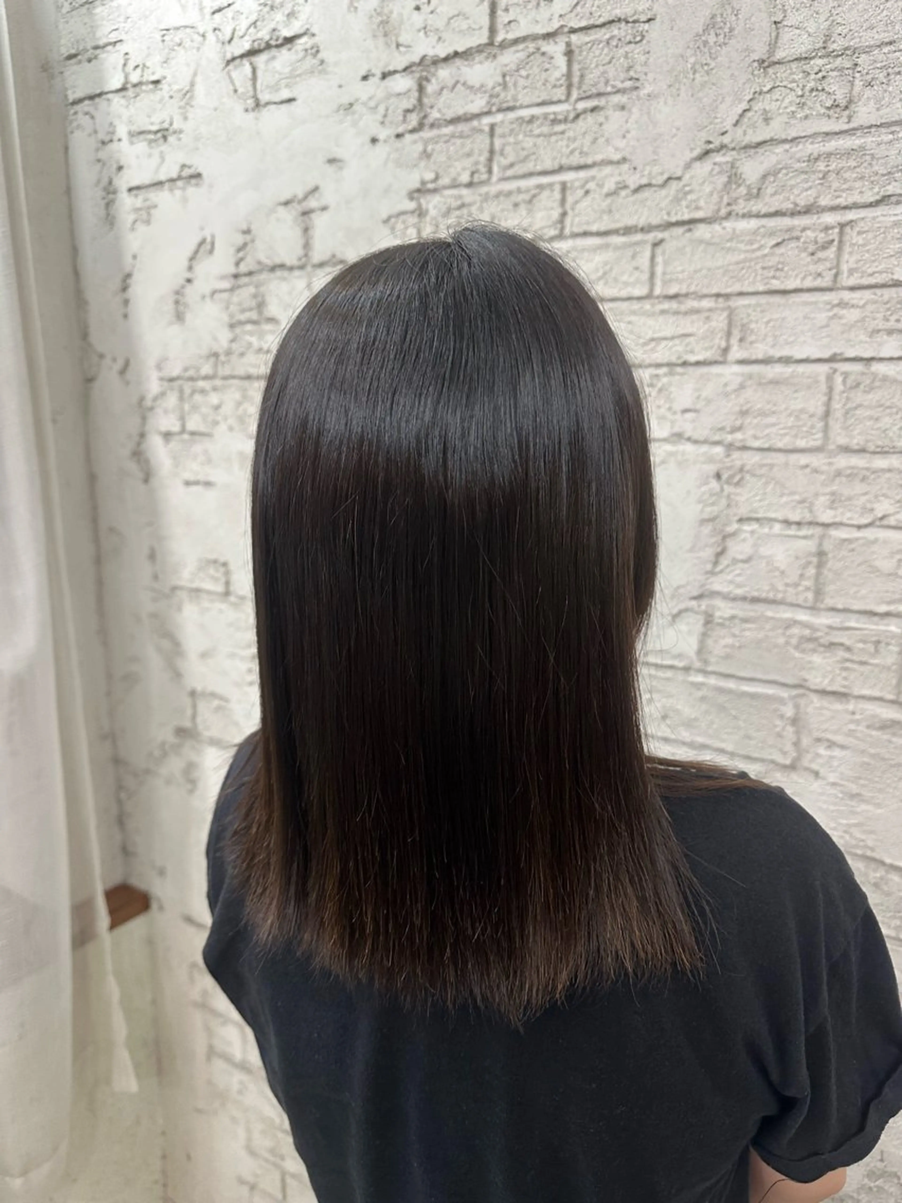 セミロング 縮毛矯正 カラーモデル募集中 🩶REI🩶のヘアスタイル