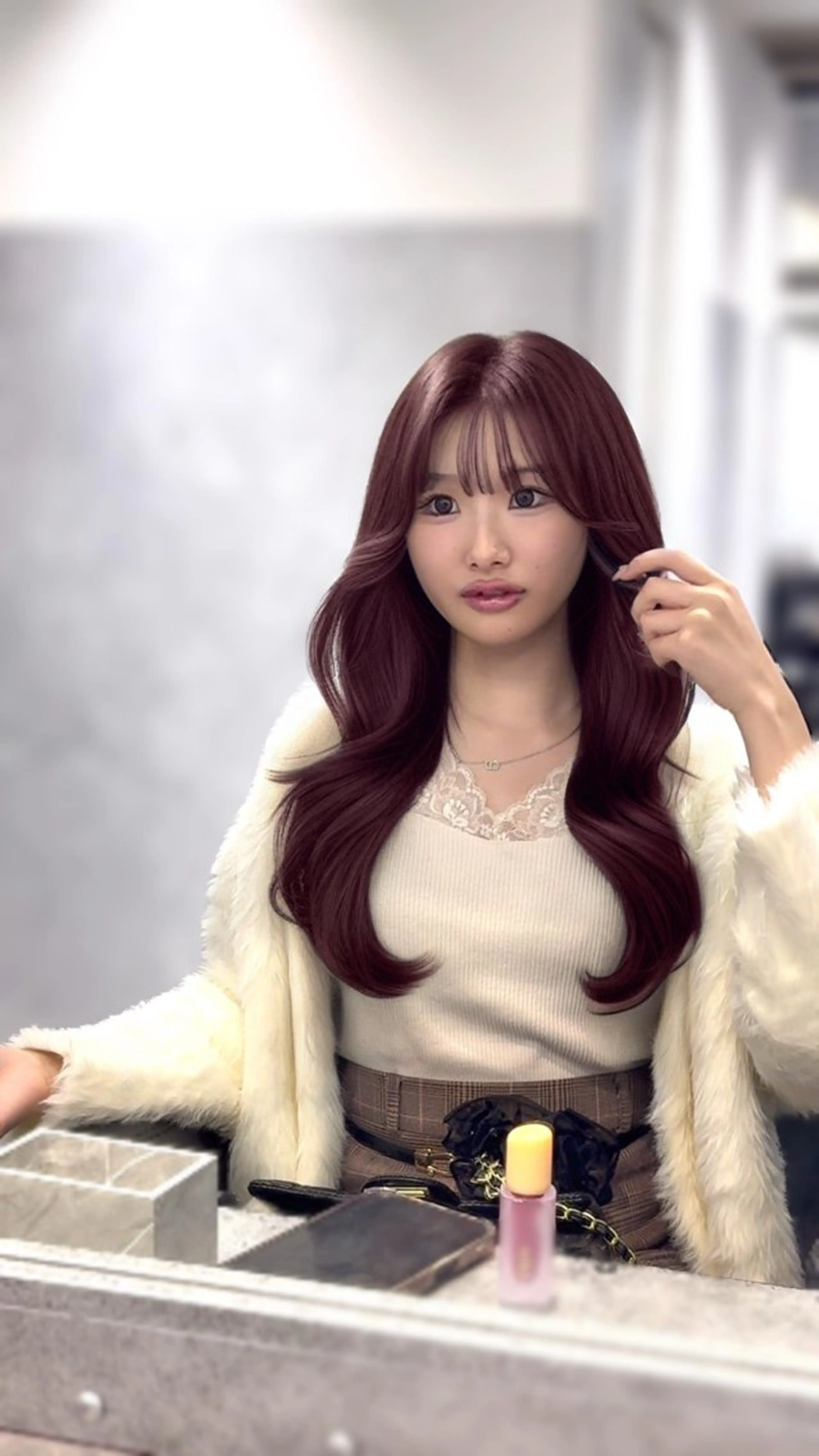 セミロング ヘアカラー GiseL 梅田【ジゼル】所属・透明感カラー × ハイトーン さきのヘアスタイル