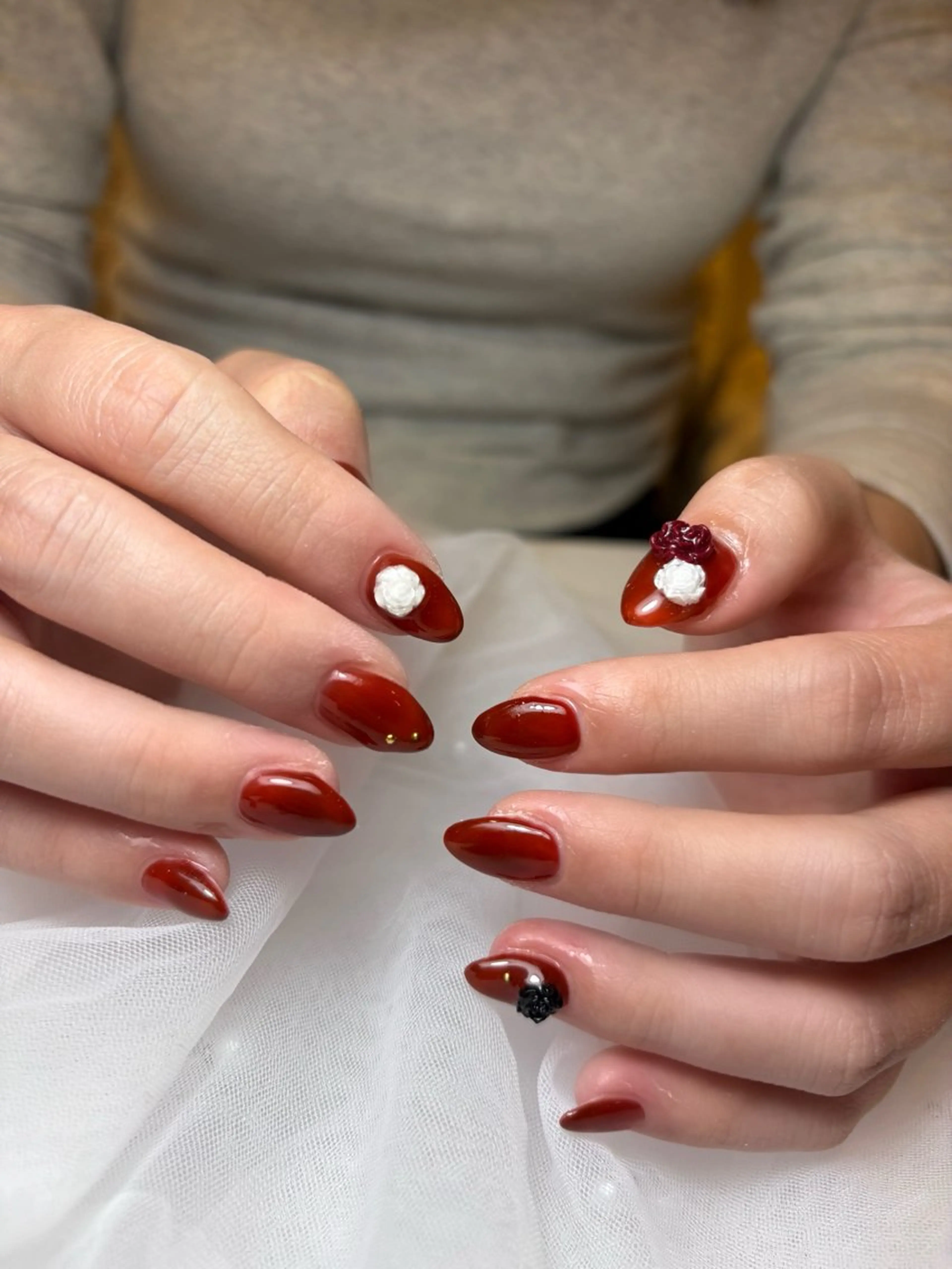 ワンカラー➕パーツ🫧パラジェル・マグネット・フラッシュ＋500円🫧　⚠️パーツ代別途⚠️の写真