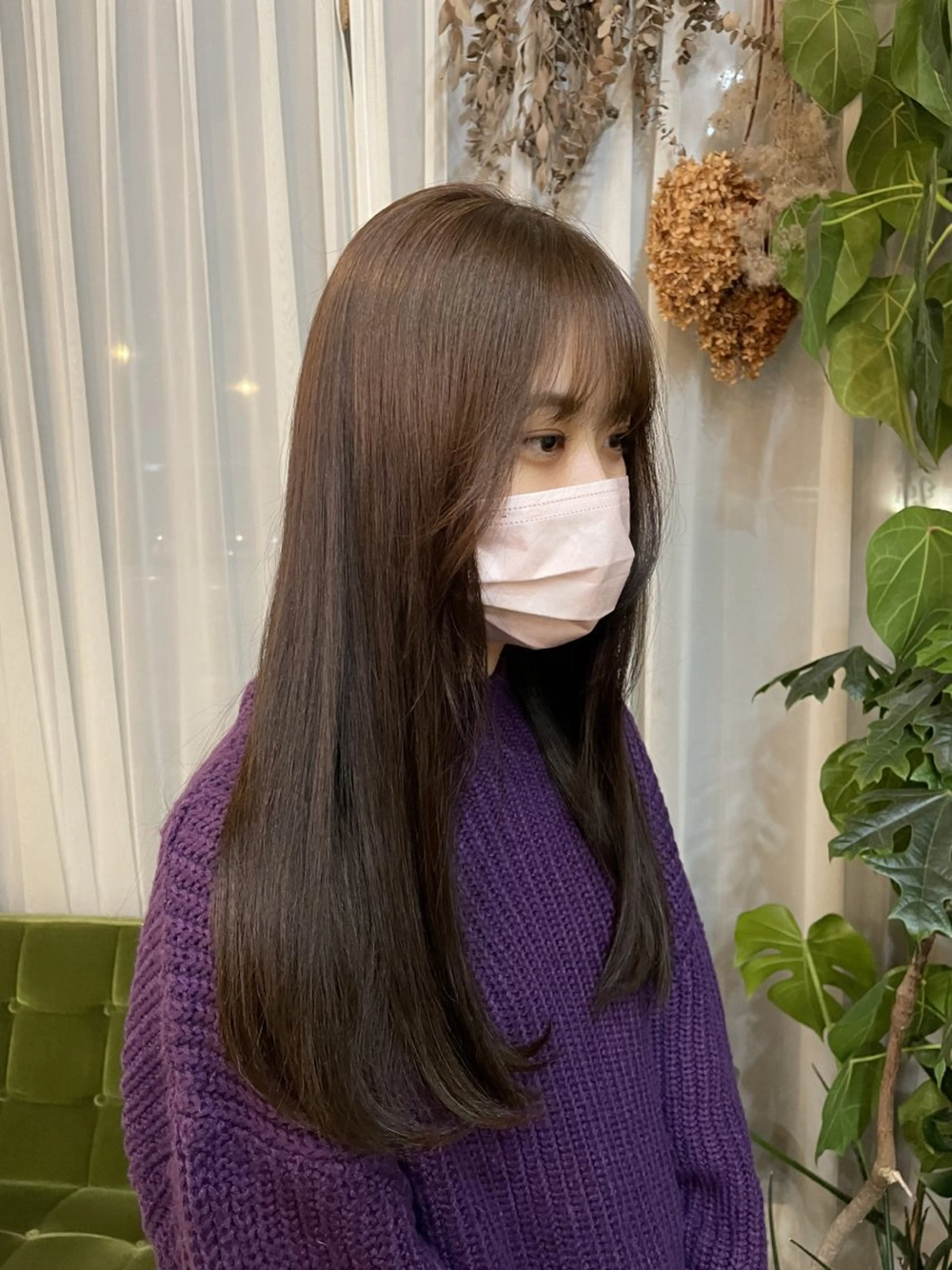 ロング ヘアカラー 小久保 里紗のヘアスタイル