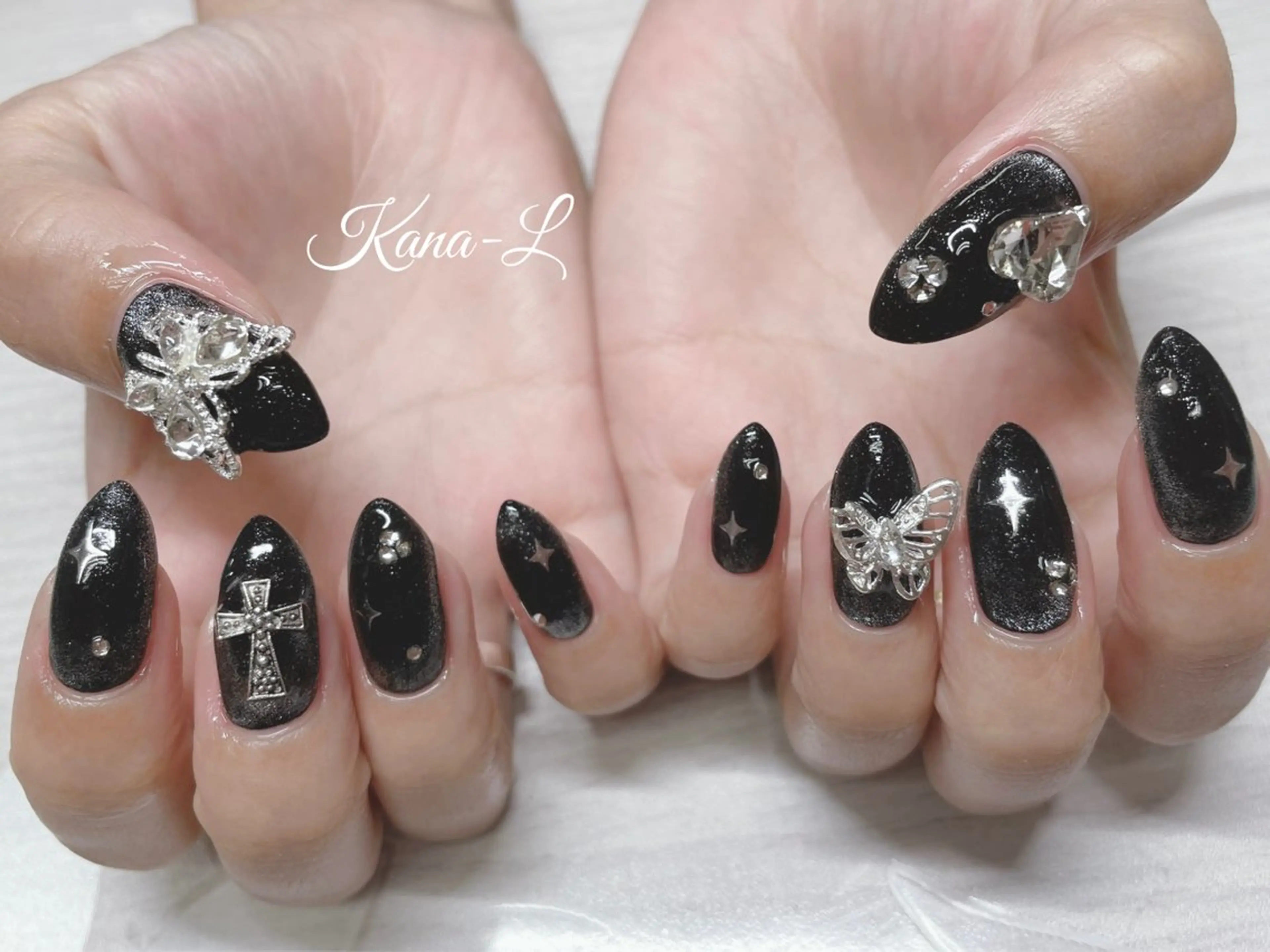 ネイル ジェルネイル マグネットネイル パラジェル 芦辺 香奈のネイルデザイン