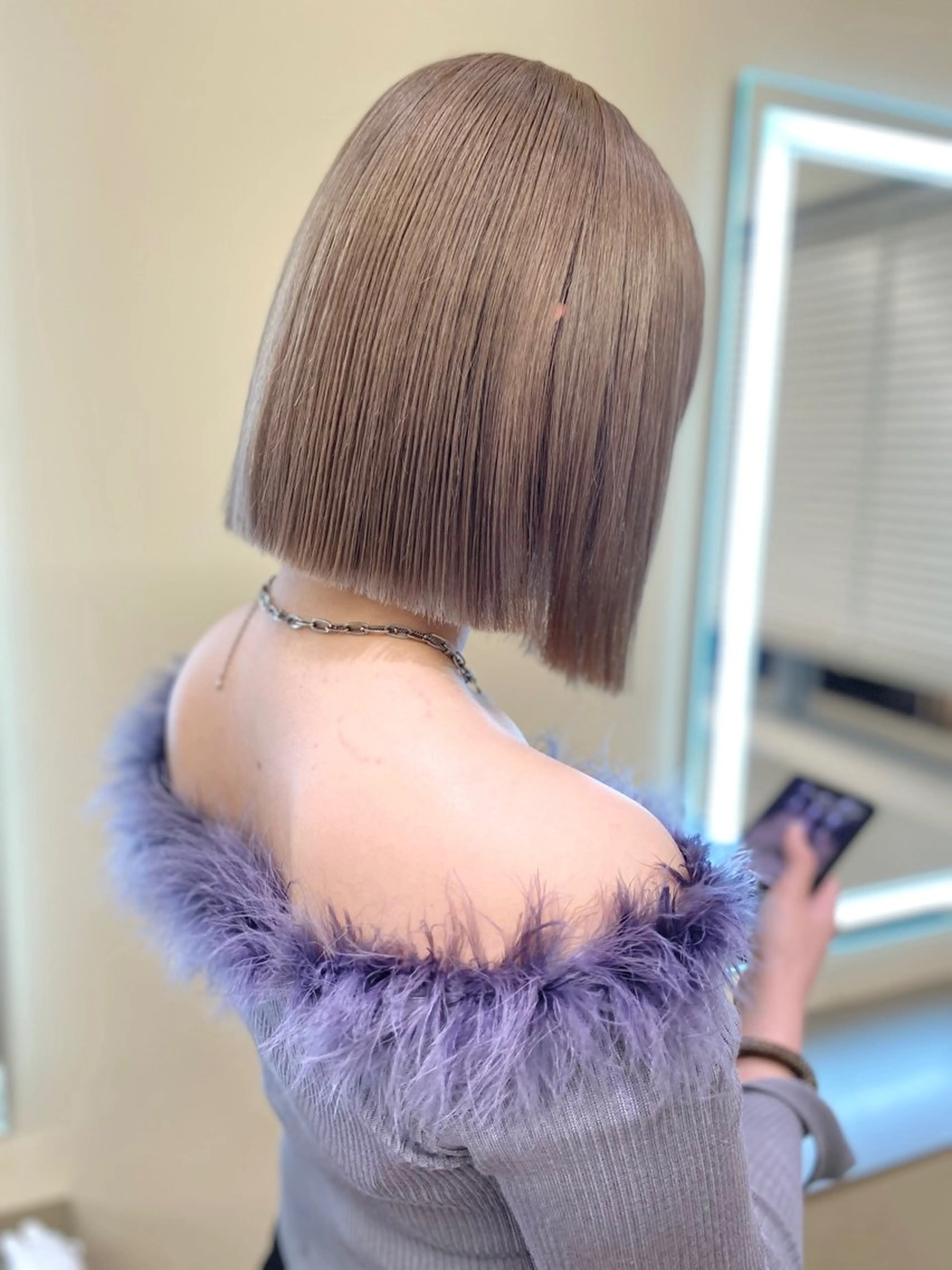 ショート カラー ボブ カット ヘアカラー トリートメント レイヤーカット nude ヘア大和のヘアスタイル