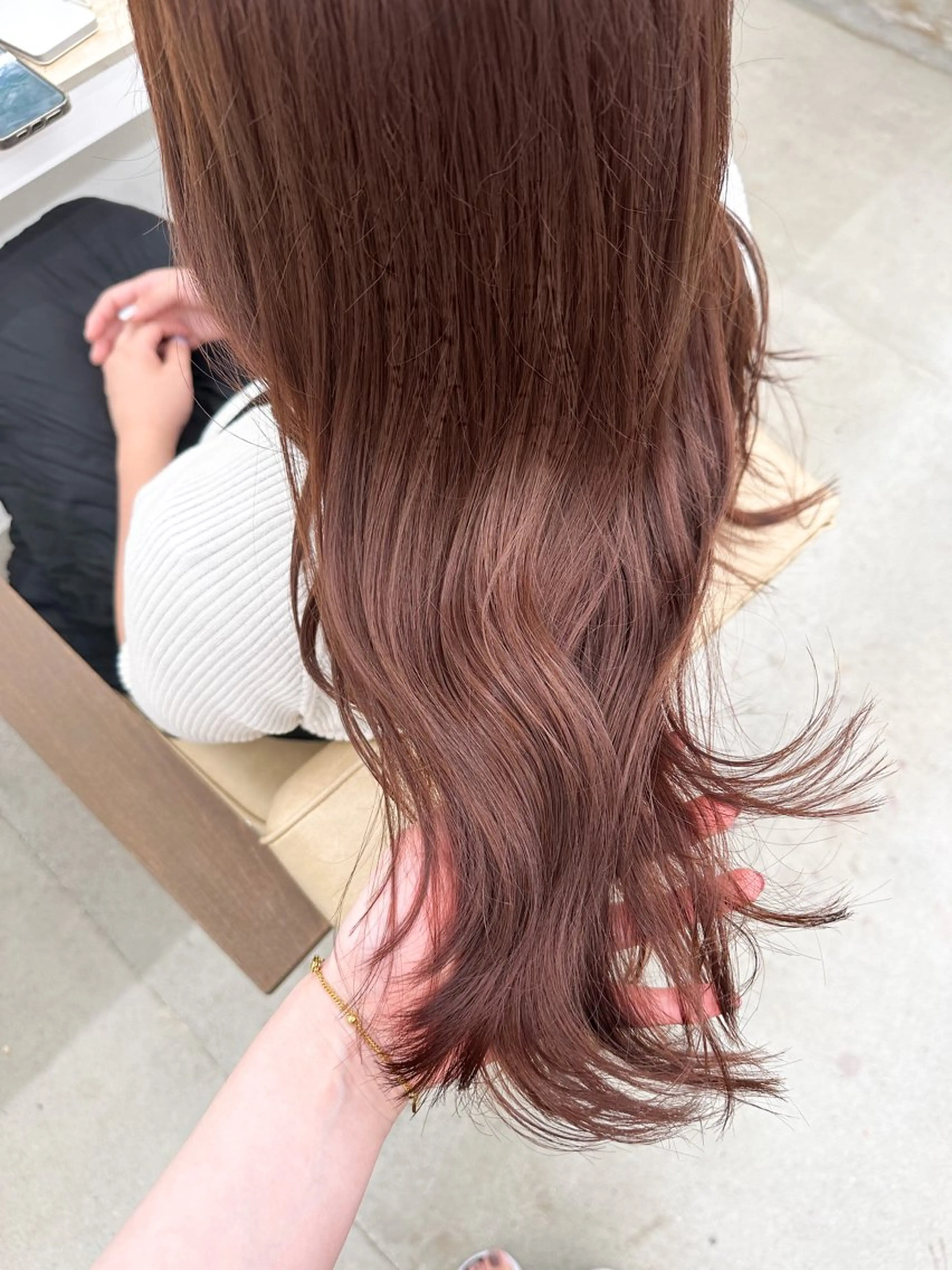 ロング カラー ブラウンカラー ピンクカラー ピンクブラウン 🌼透明感艶カラー オリーブ🌼河村咲のヘアスタイル