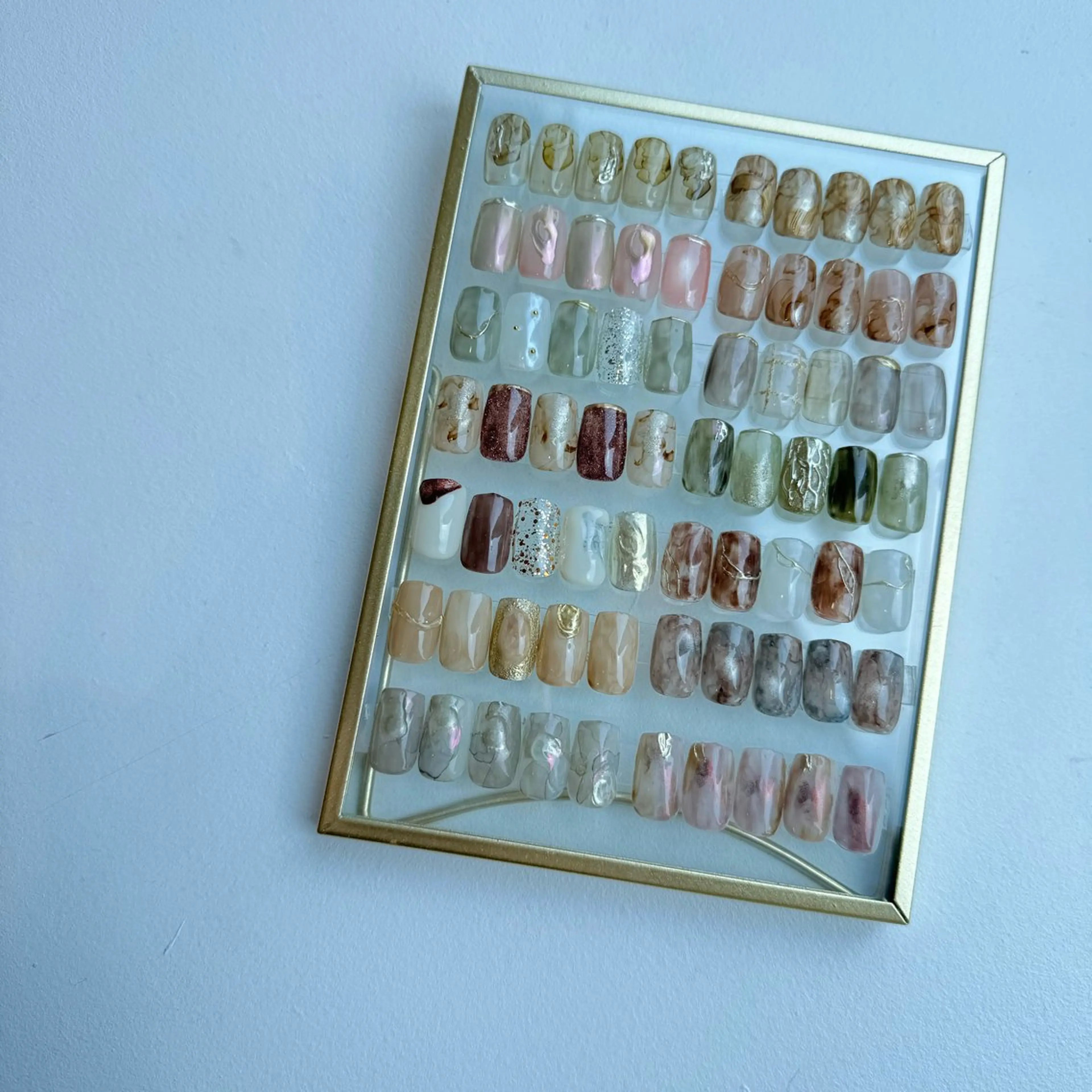 ネイル NINE_ AKARIのネイルデザイン