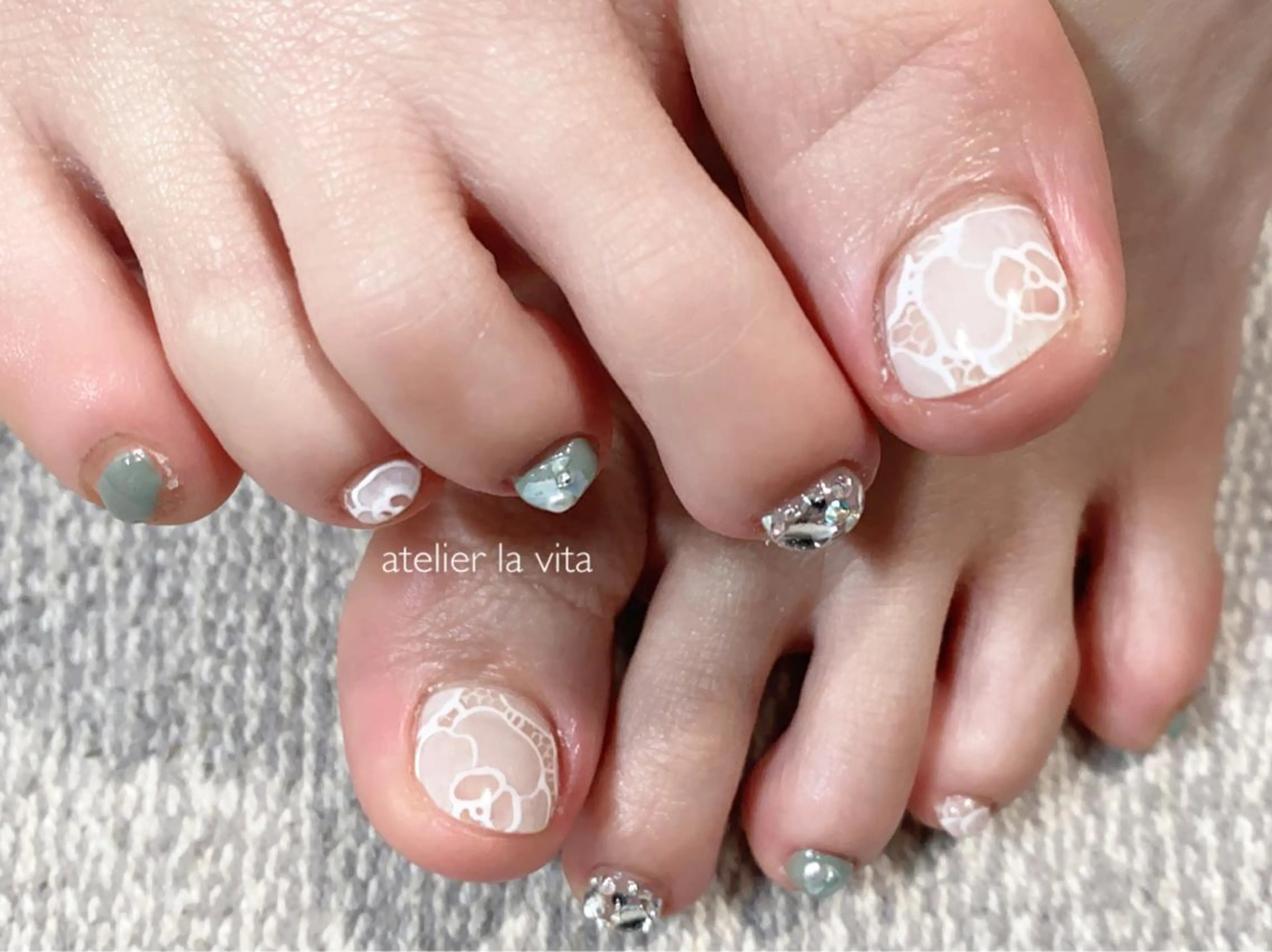 ネイル フットネイル atelier la vita所属・lavita. mimuraのネイルデザイン