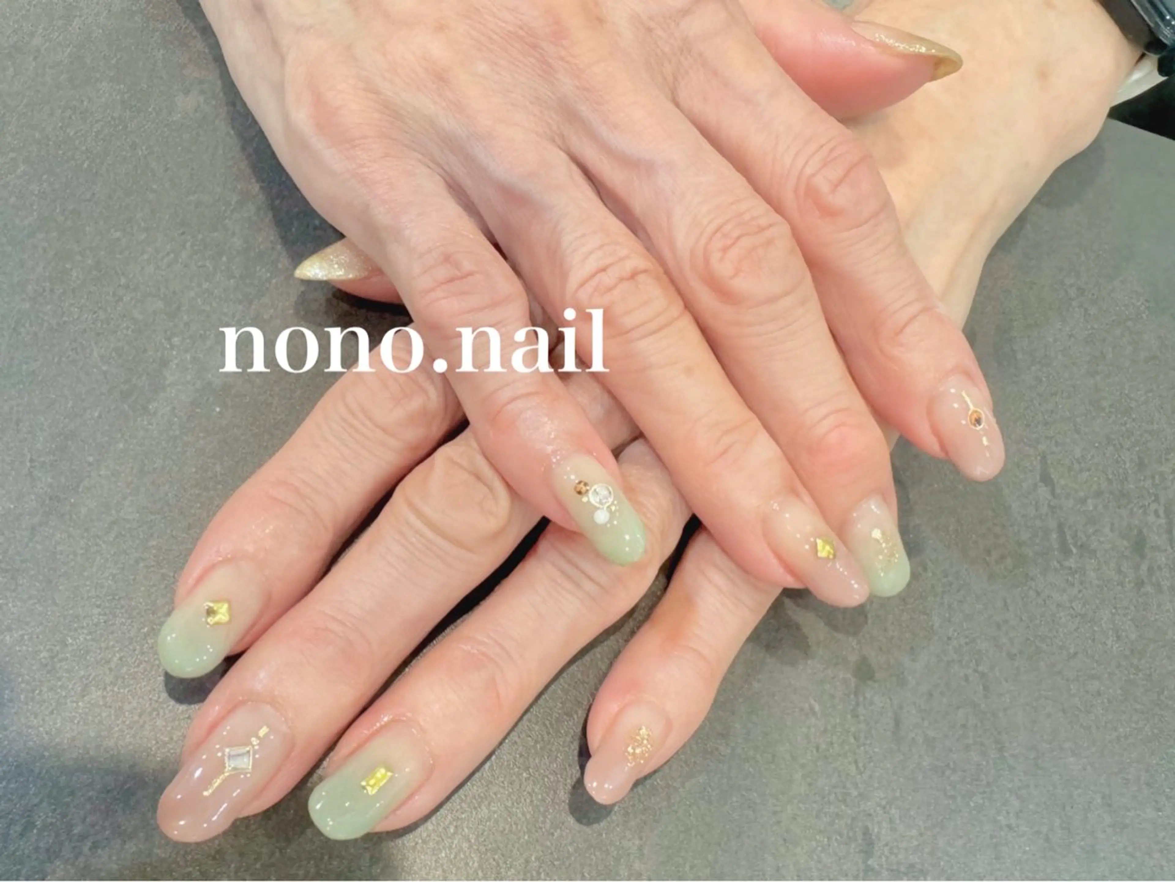 ネイル グラデーション 春ネイル ハンドネイル 🩰‎ ノノ🩷 ̖́-のネイルデザイン