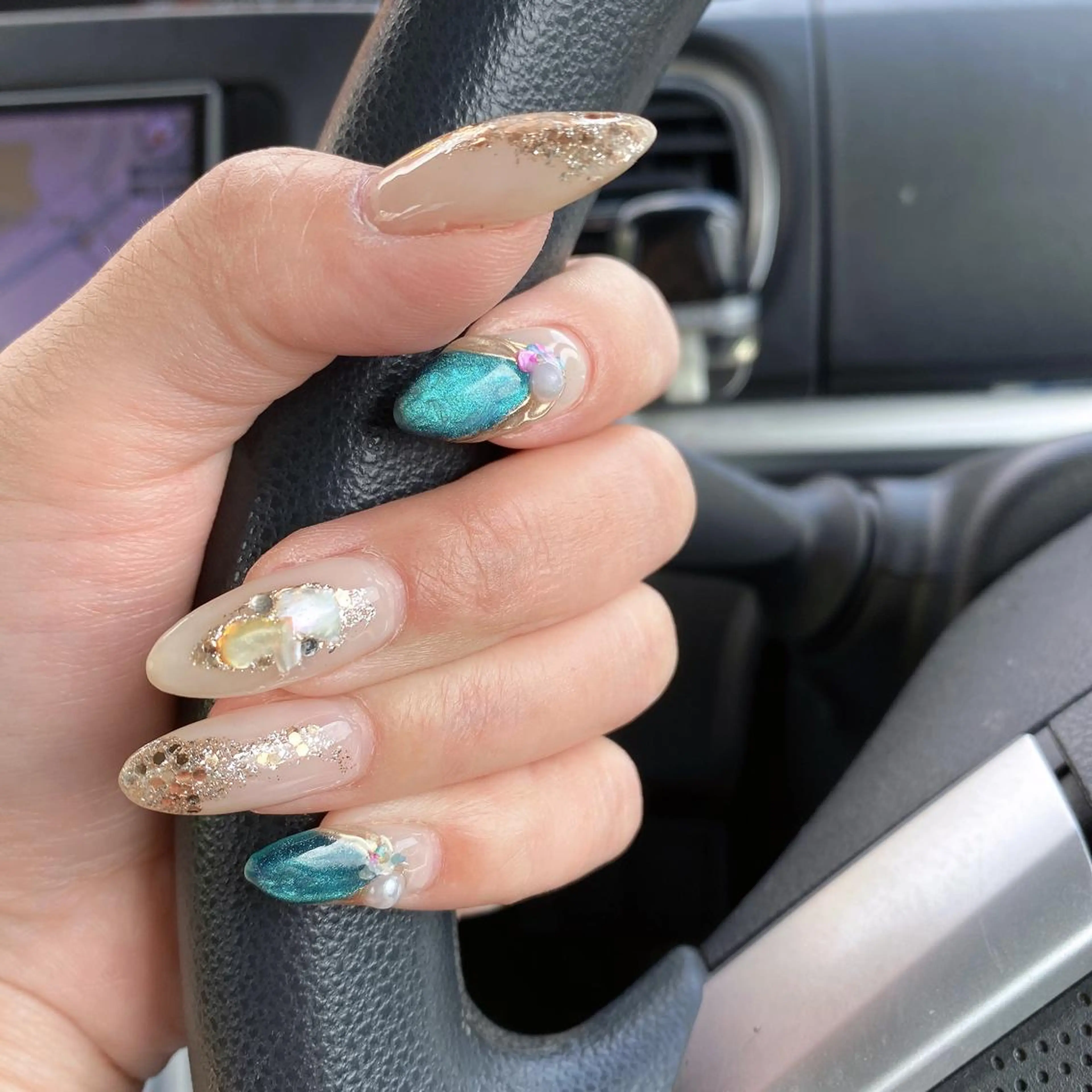 ネイル エンジェルハート所属・エンジェルハート 林田のマツエク・マツパデザイン