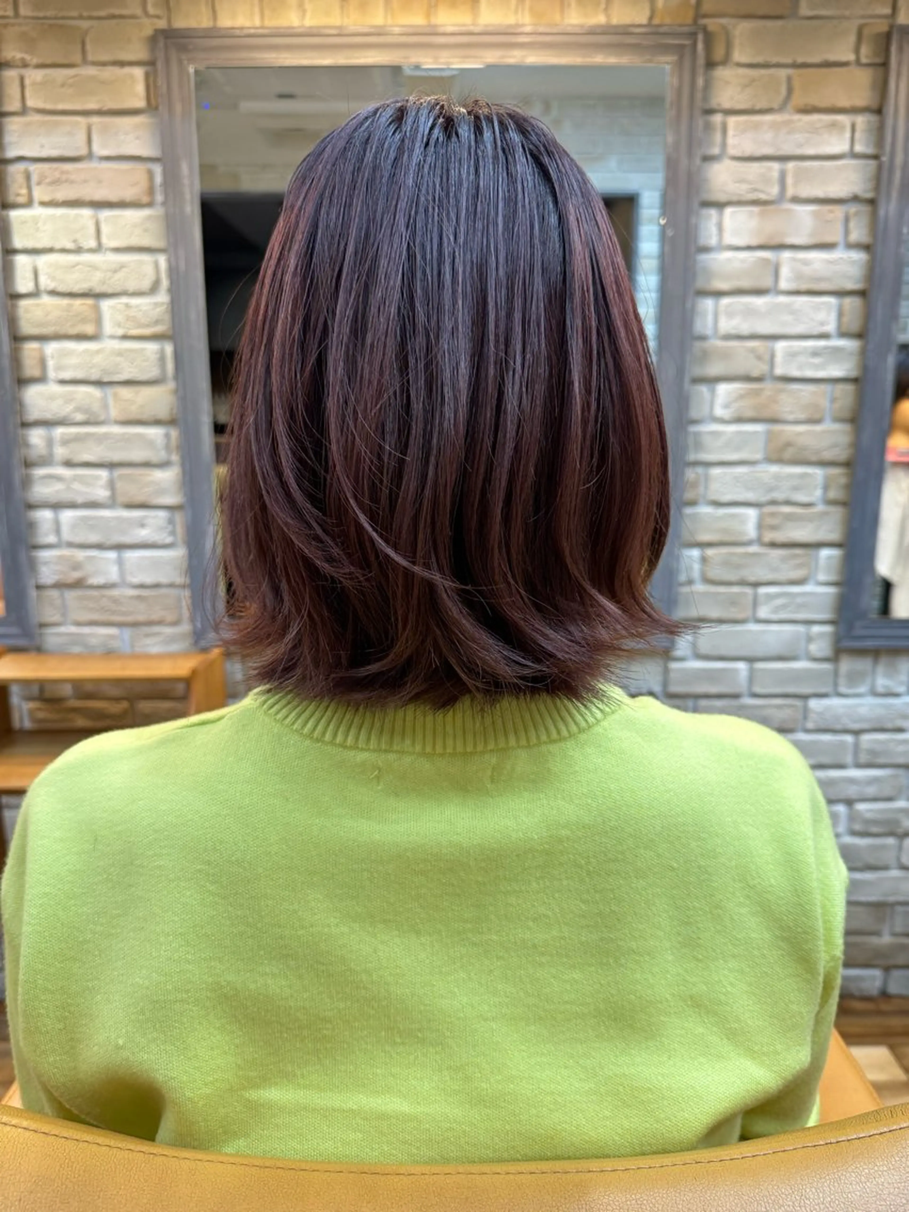 カラー イルミナカラー eyesburg W/est所属・ショートボブ 村上のヘアスタイル