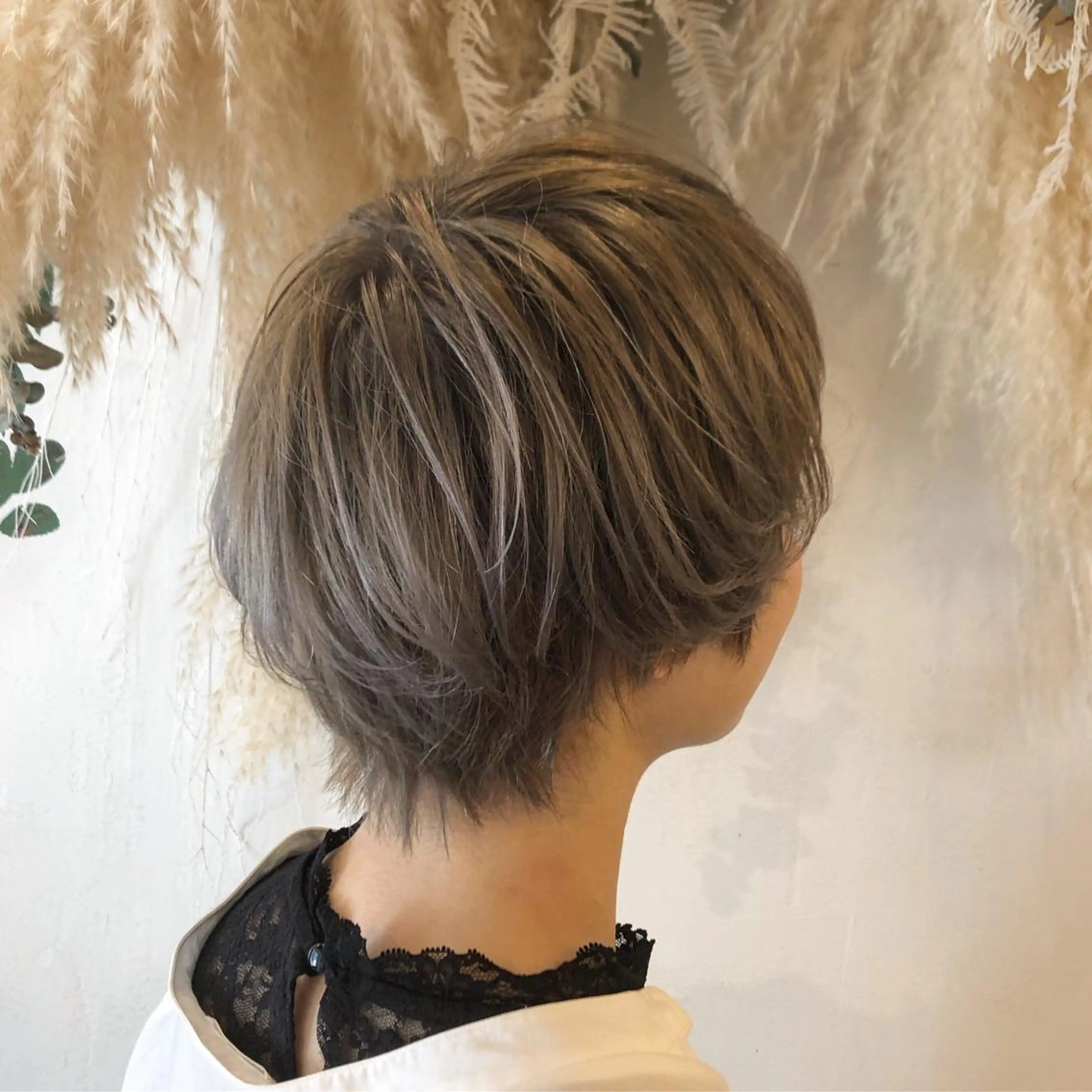 ショート カラー ヘアアレンジ シルバー ホワイトシルバー 髪の悩みを解決！ 那須達敦のヘアスタイル
