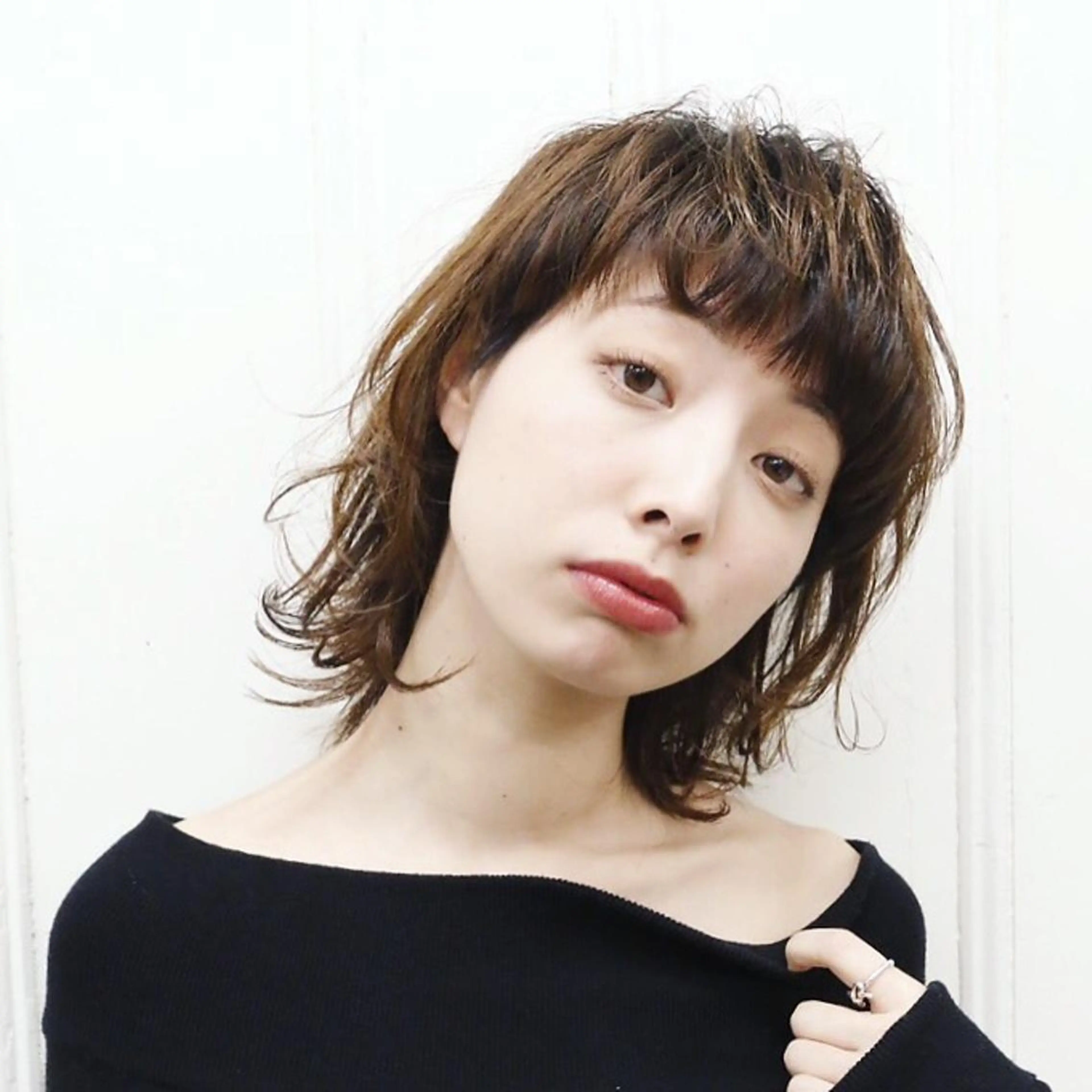 ミディアム カラー パーマ ウルフカット 山口 悟のヘアスタイル