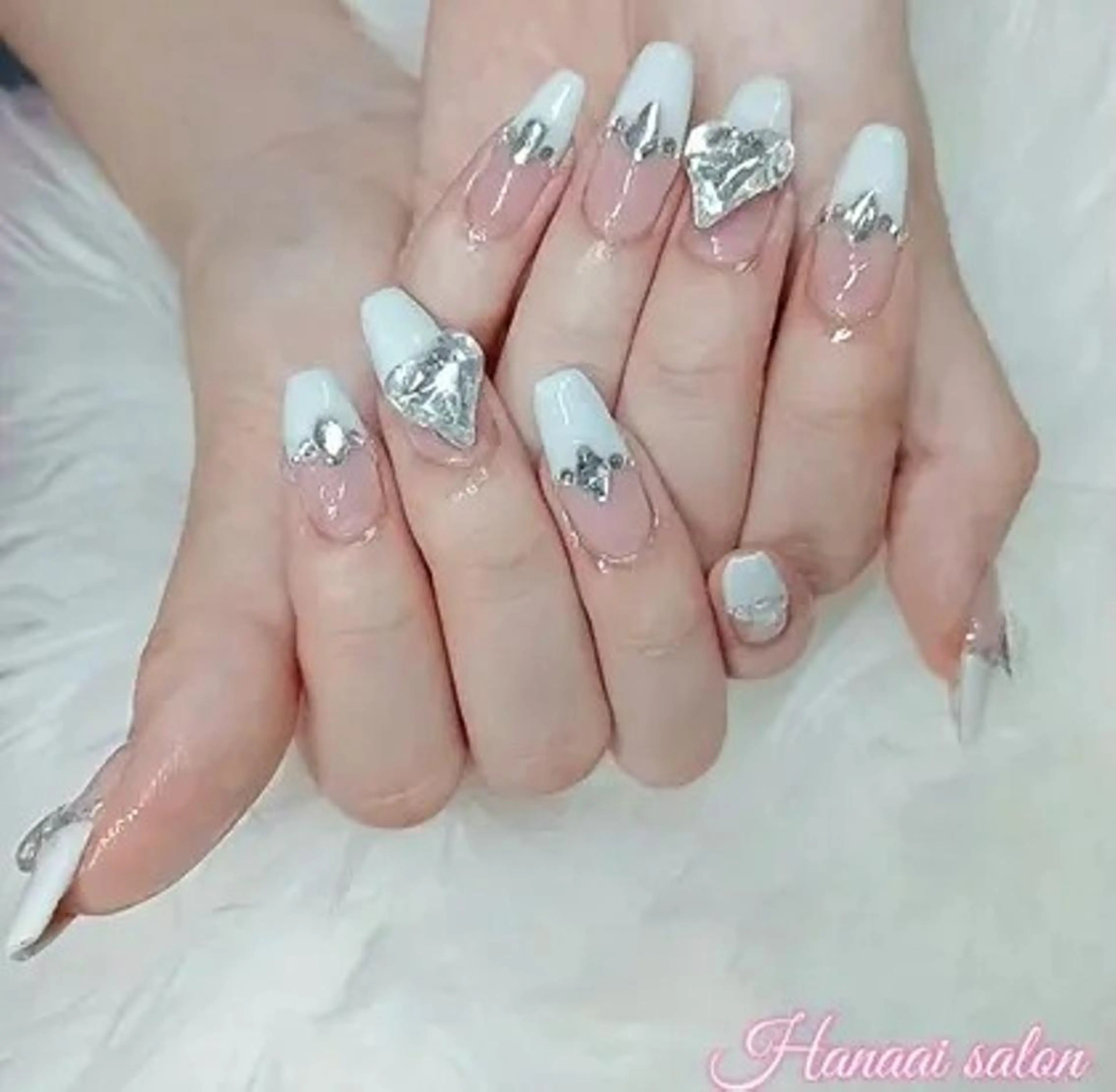 ネイル Hanaai Salon新大久保店のネイルデザイン