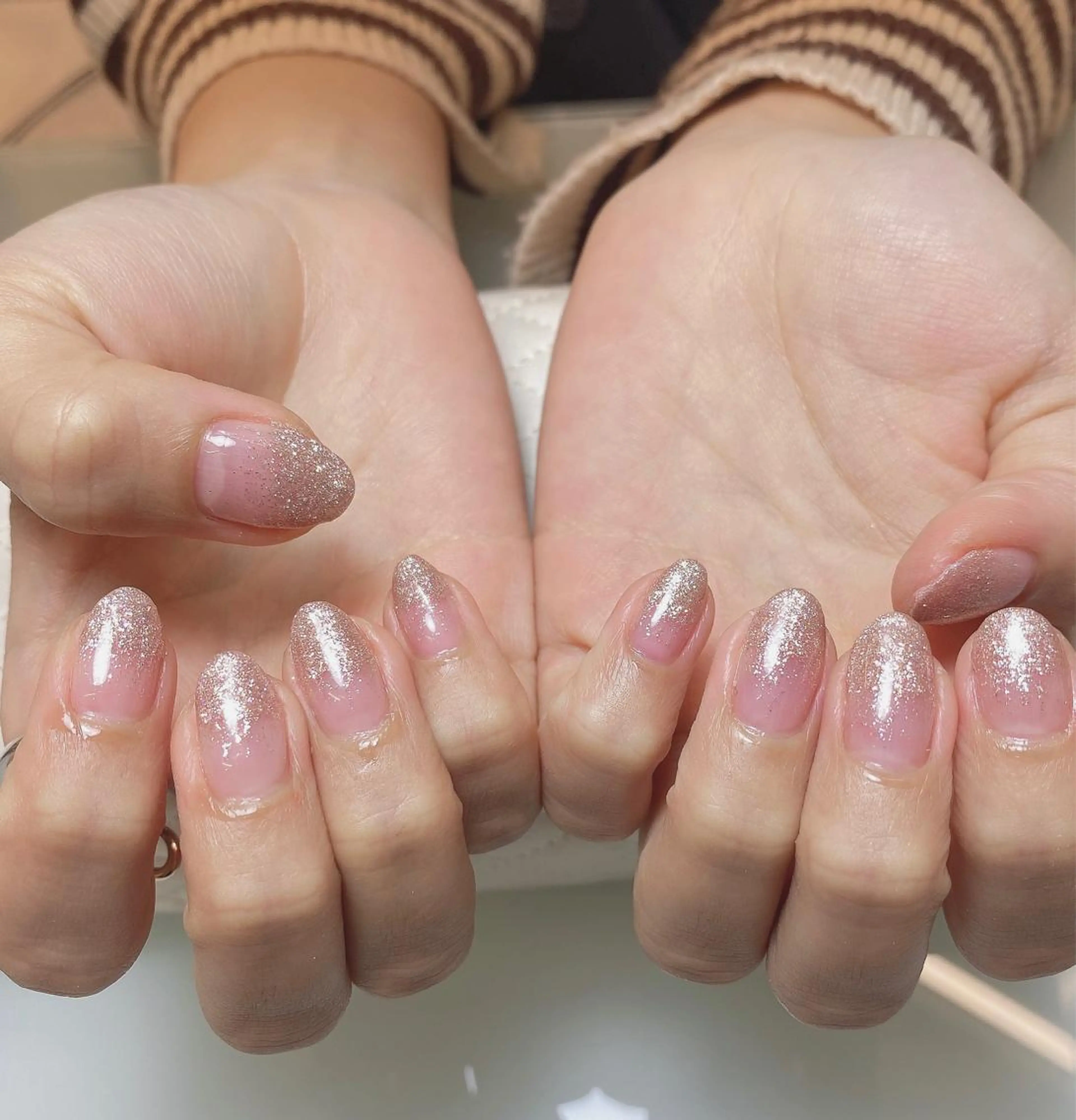 ネイル ラメ(グリッター) ラメグラデーション ハンドネイル 🪽fein.🪽 eye&nail💞のマツエク・マツパデザイン