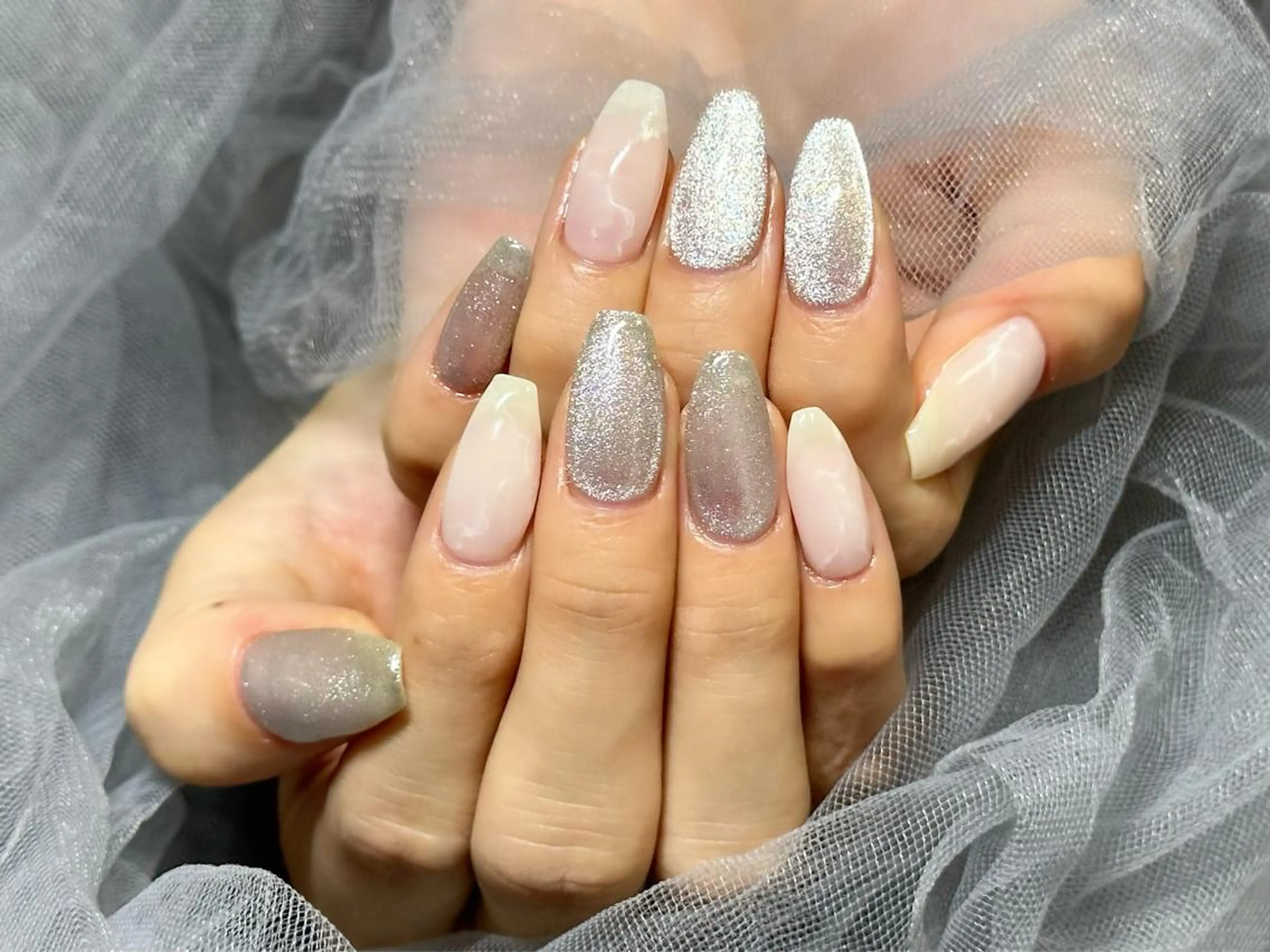 ネイル マグネットネイル シルバー ハンドネイル KURELLY所属・Nail Salon KURELLYのネイルデザイン