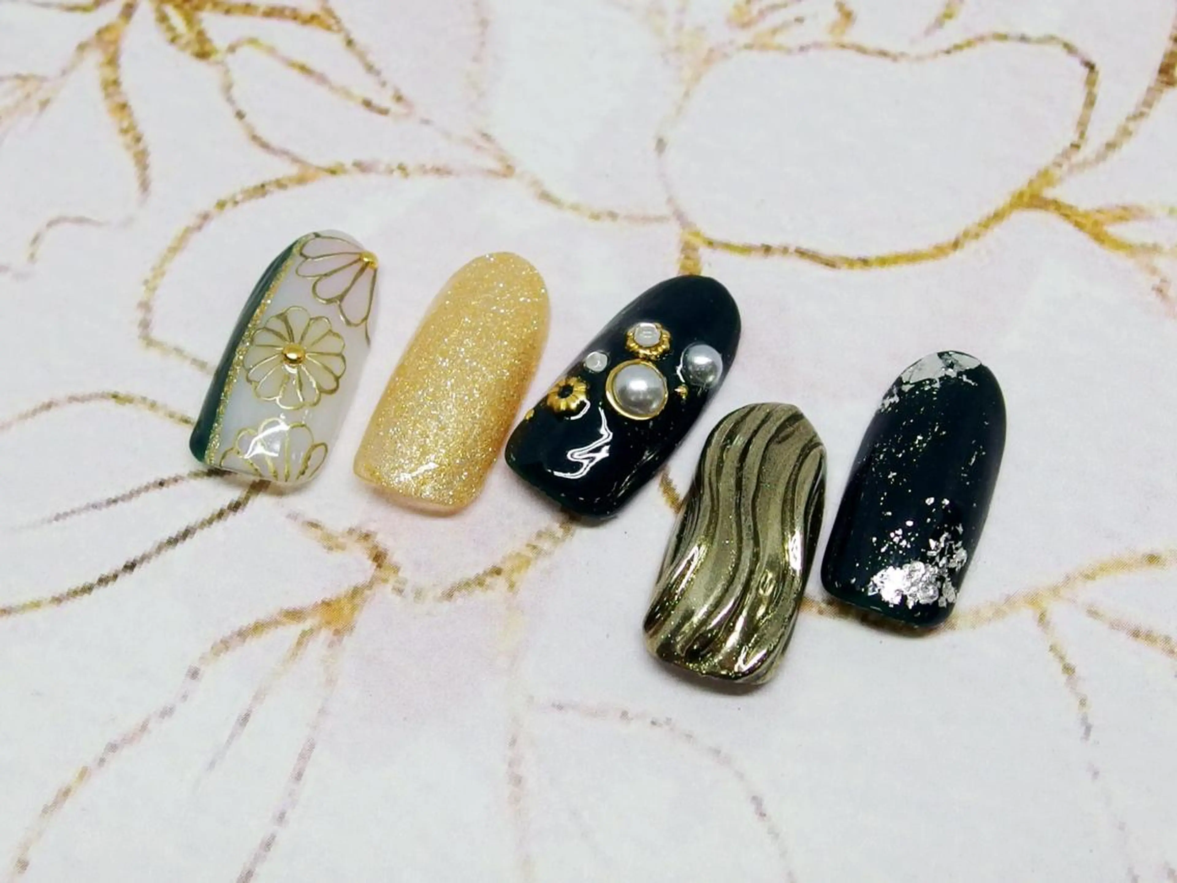 ネイル ハンドネイル ティーエヌ 金山駅東口店のネイルデザイン