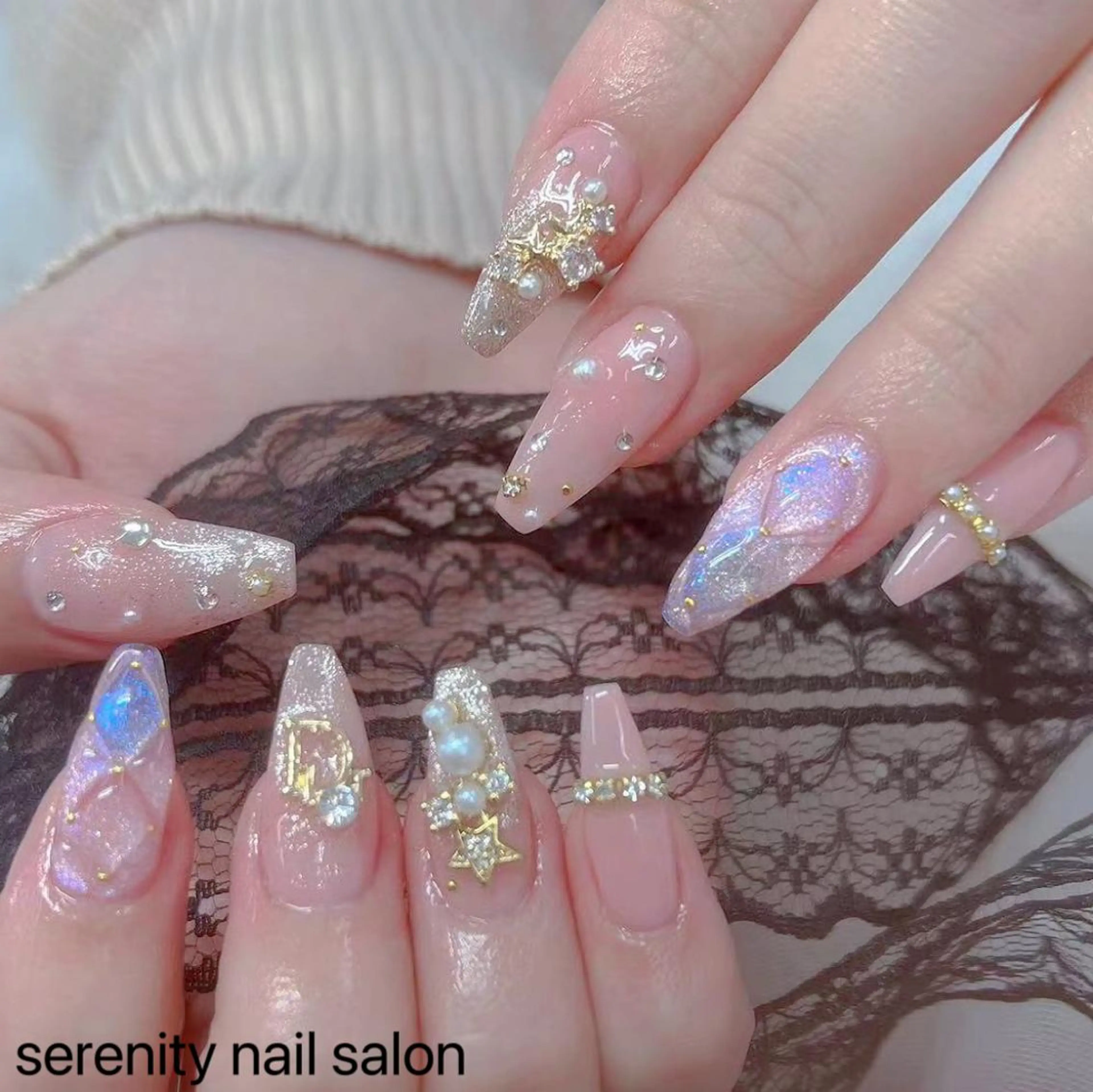 ネイル ハンドネイル ハンドケア ✨Serenity ワンホンネイルのネイルデザイン