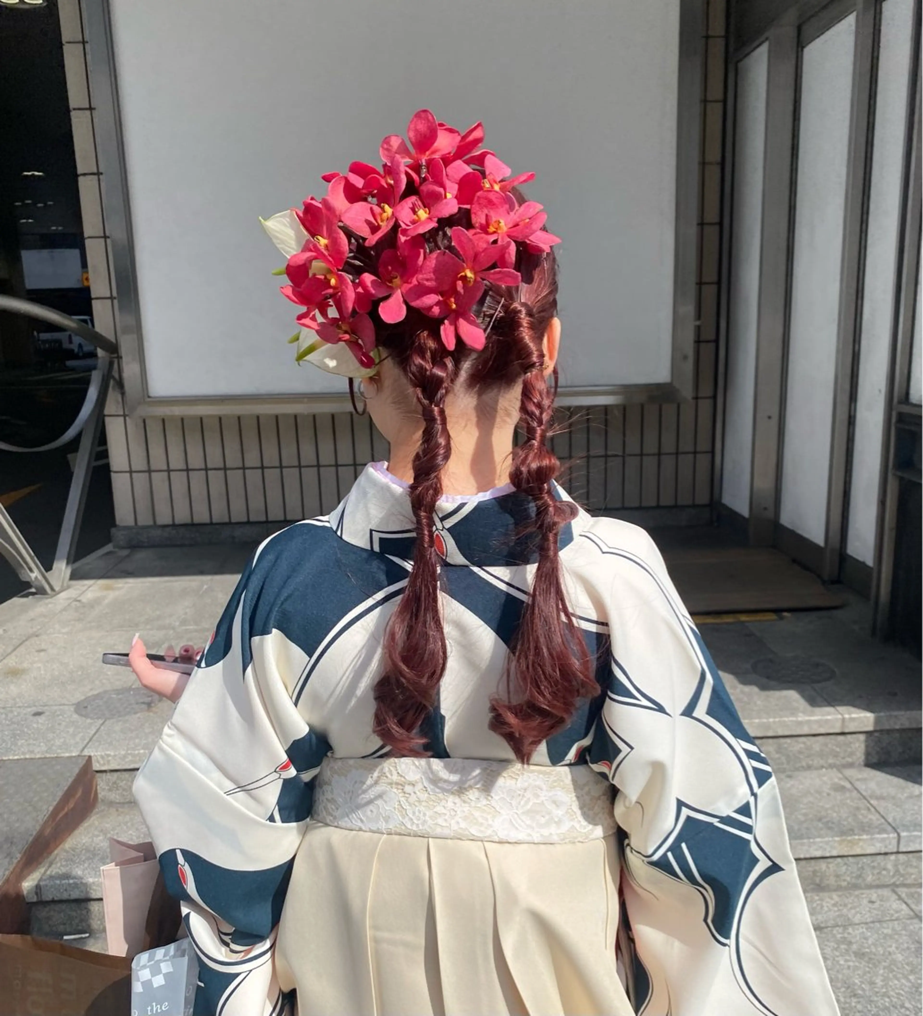 ロング カラー ブリーチ レッドカラー 卒業式のヘアスタイル ヘアカラー ブリーチ୨୧大阪梅田 タカシマリナ♡のヘアスタイル