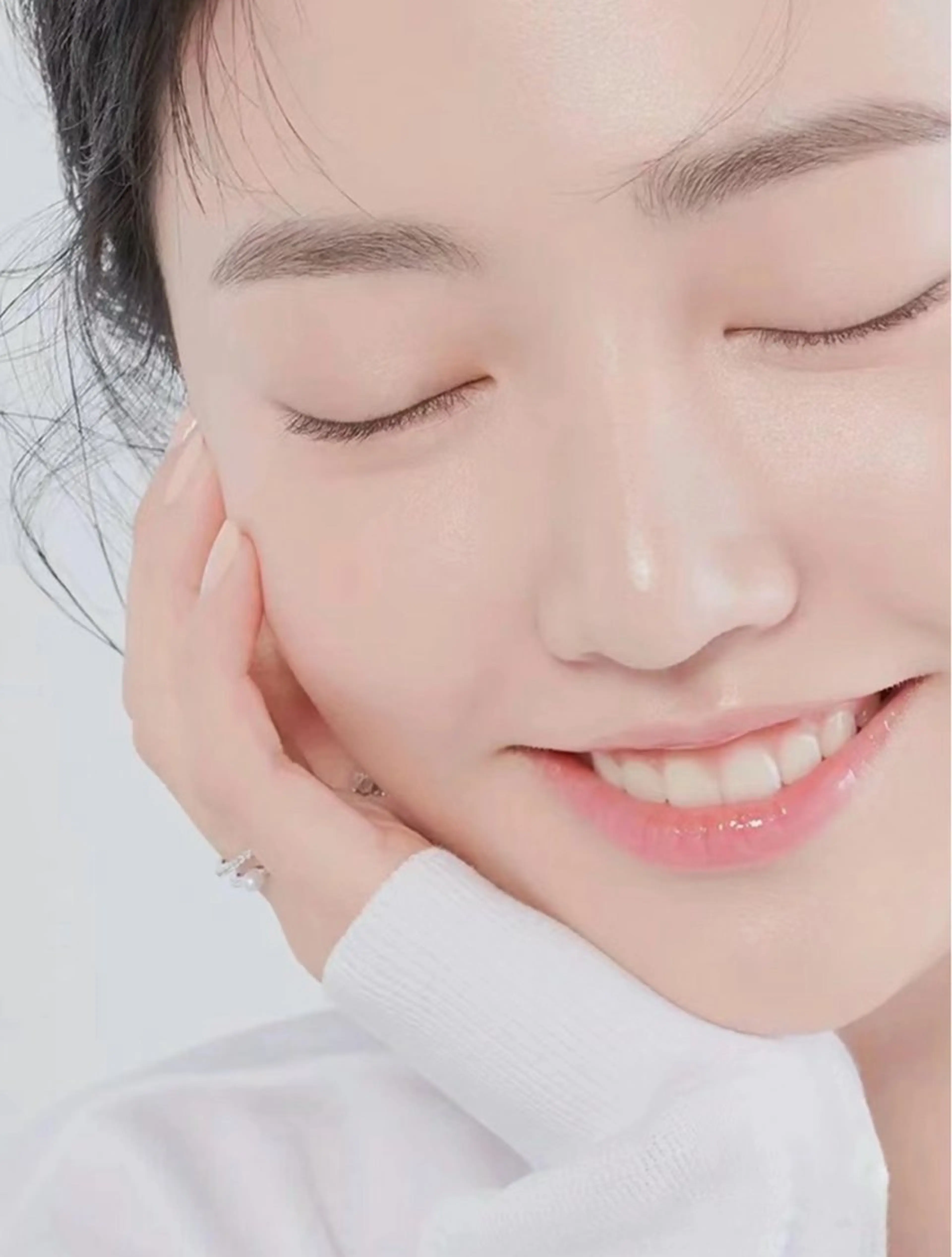 ネイル 韓国ネイル エステ aliaハイフ&水光ジェットサロン所属・aliaハーブ水光店 エステティシャン募集のエステ・リラクイメージ