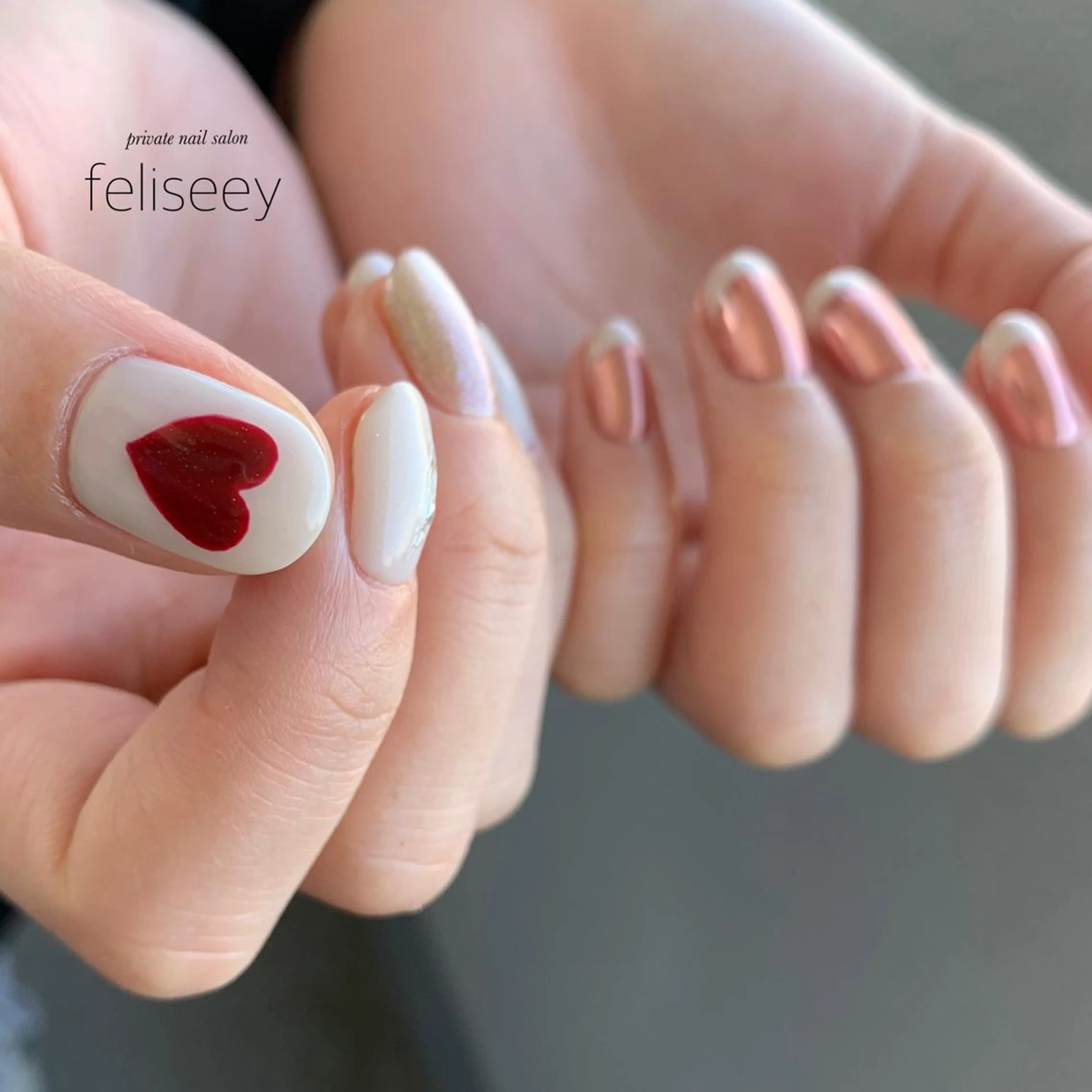 ネイル フレンチネイル ジェルネイル ミラーネイル パラジェル feliseey 〘フェリシー 〙のネイルデザイン