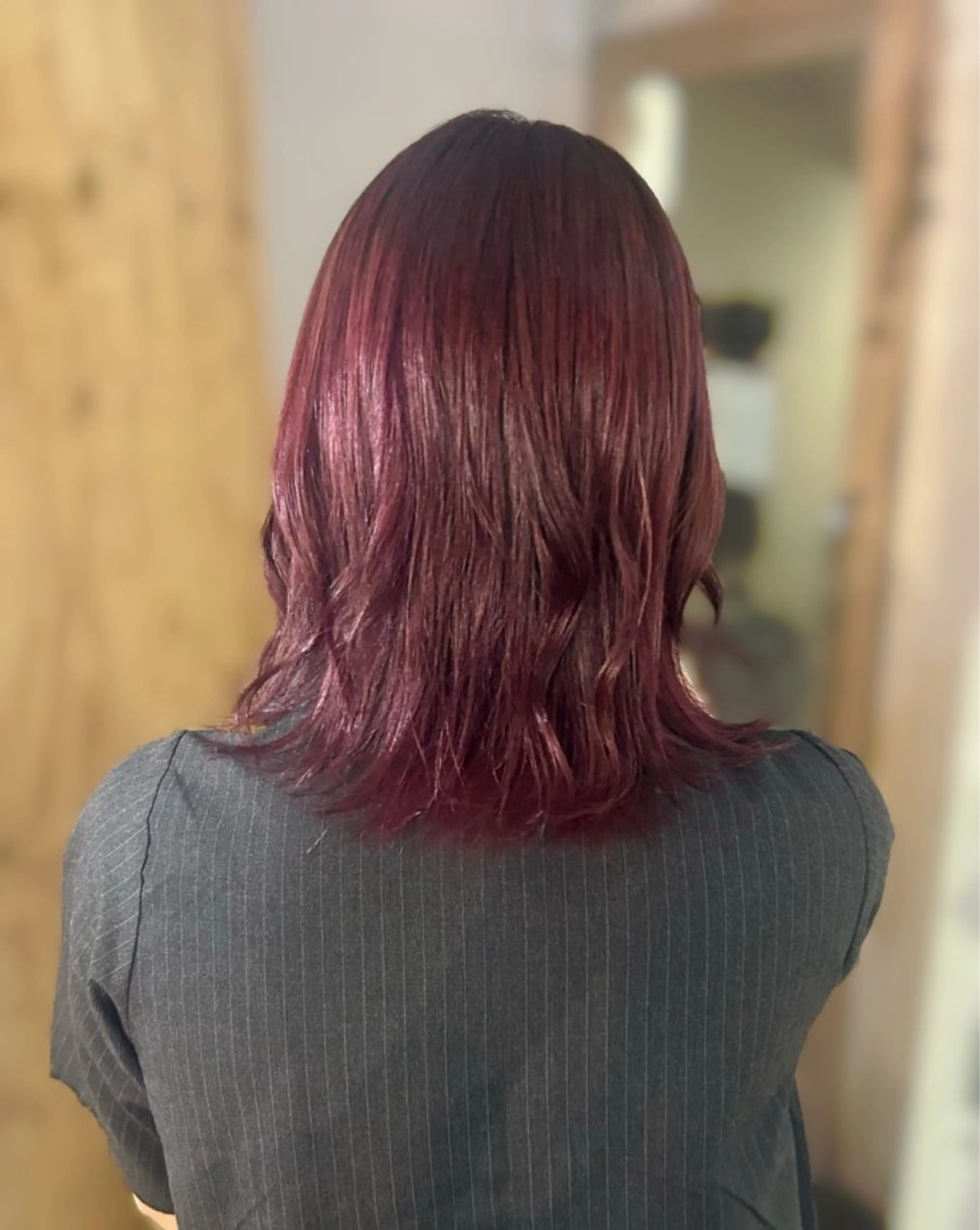 ミディアム ヘアカラー トリートメント オオニシ オト🐹のヘアスタイル