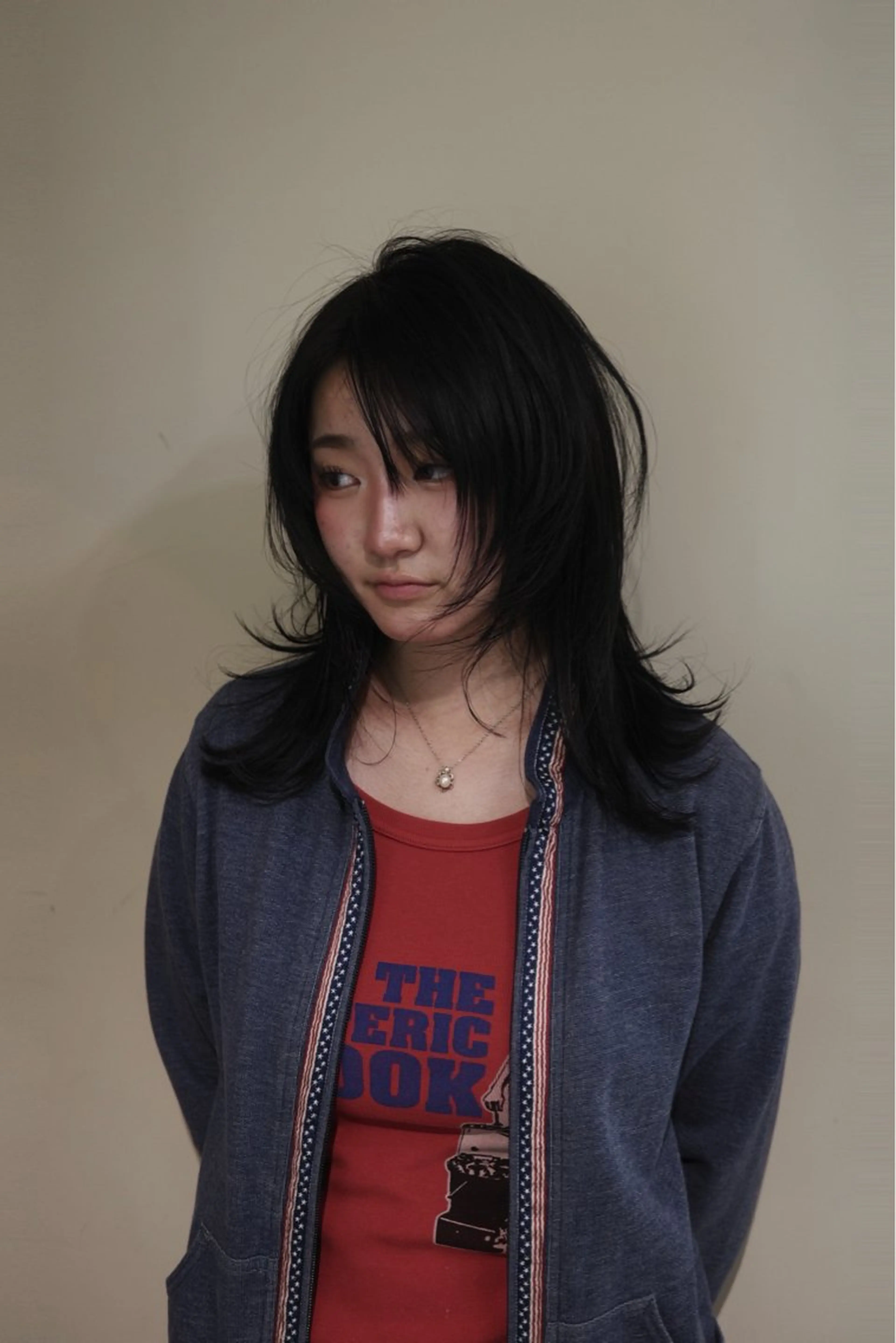 ミディアム カラー ミディアムレイヤー アディクシーカラー バレイヤージュ ブリーチ デザインカラー カット ヘアカラー トリートメント 色気レイヤーカット 大和健生のヘアスタイル