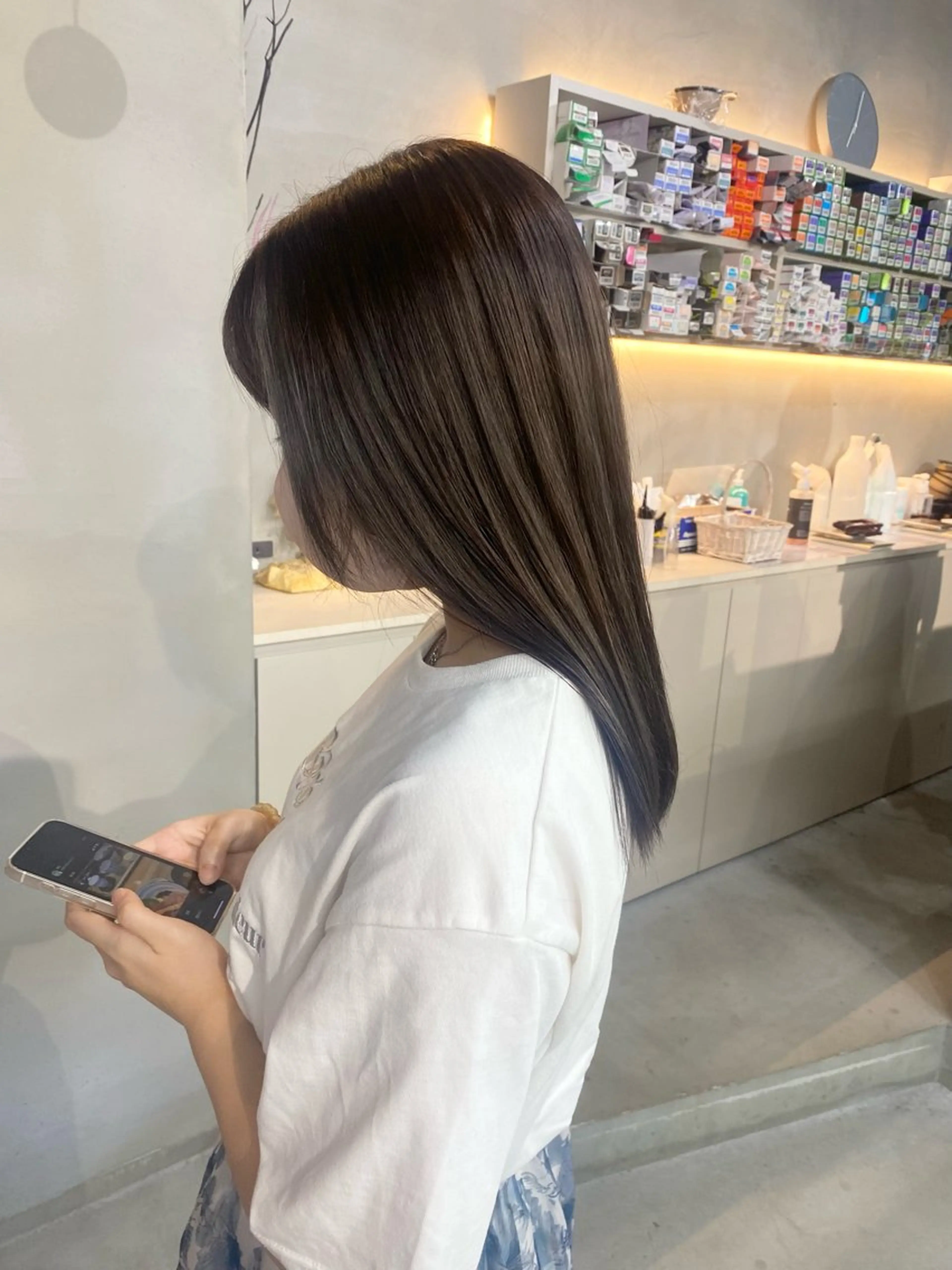 セミロング カラー ヘアカラー トリートメント qulim所属・前橋 姫奈のヘアスタイル