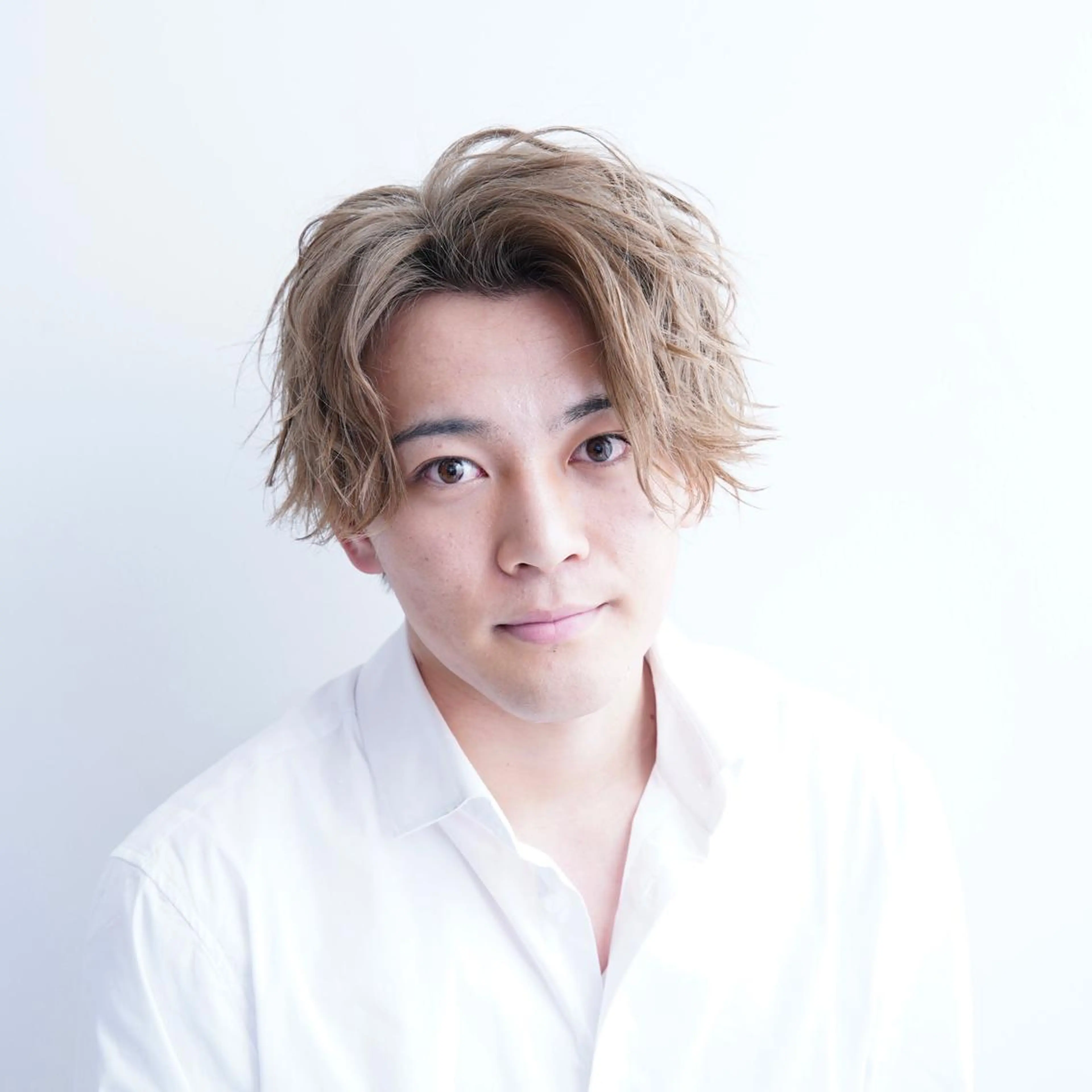 カラー パーマ メンズ カット ヘアカラー トリートメント スパイラル波巻き パーマ井本汰壱のヘアスタイル