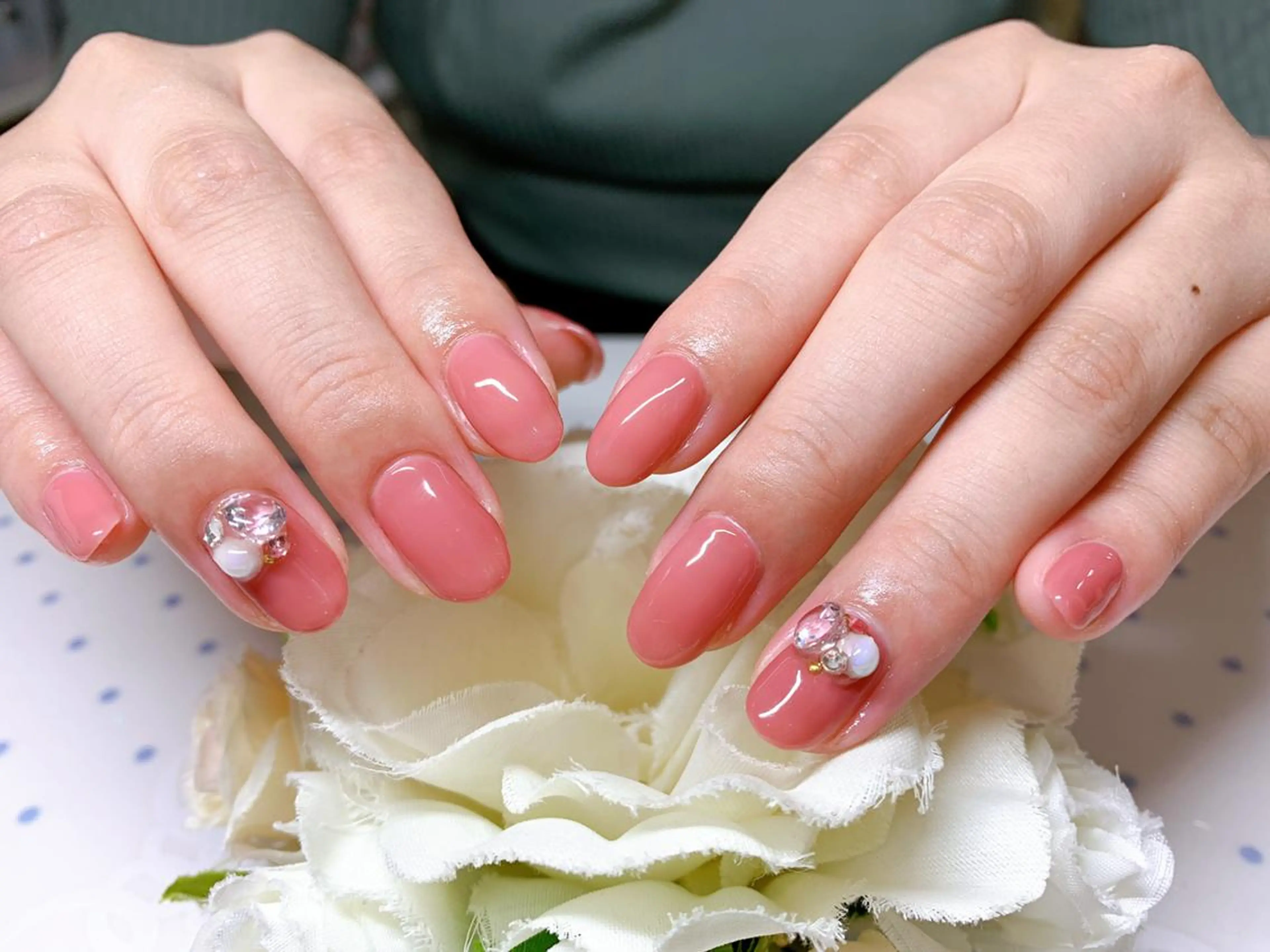 ネイル Silky_nail Sの眉毛・アイブロウイメージ