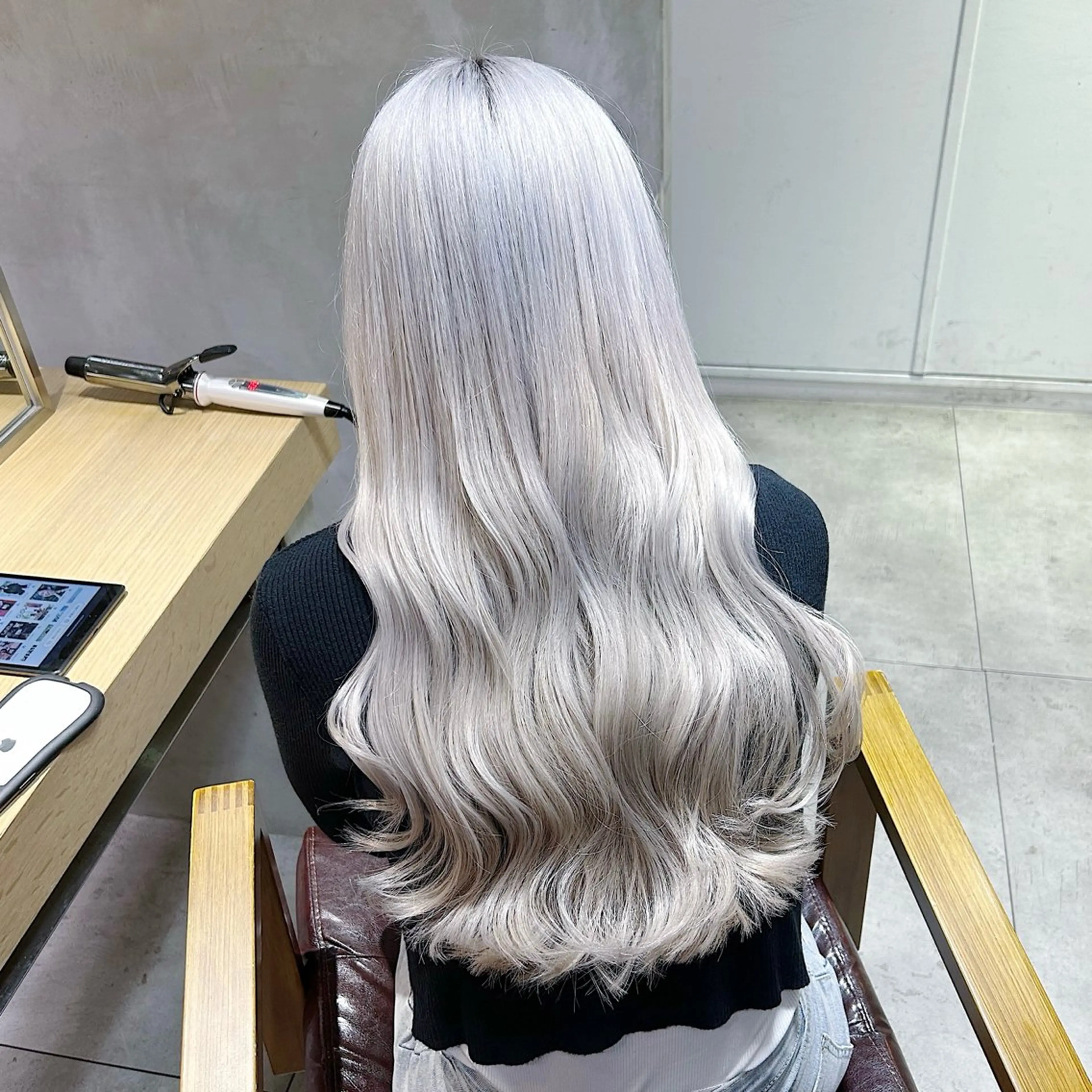 ロング カット Alea by little 横浜所属・♡🌚垢抜け艶カラー Shiori🌝♡のヘアスタイル