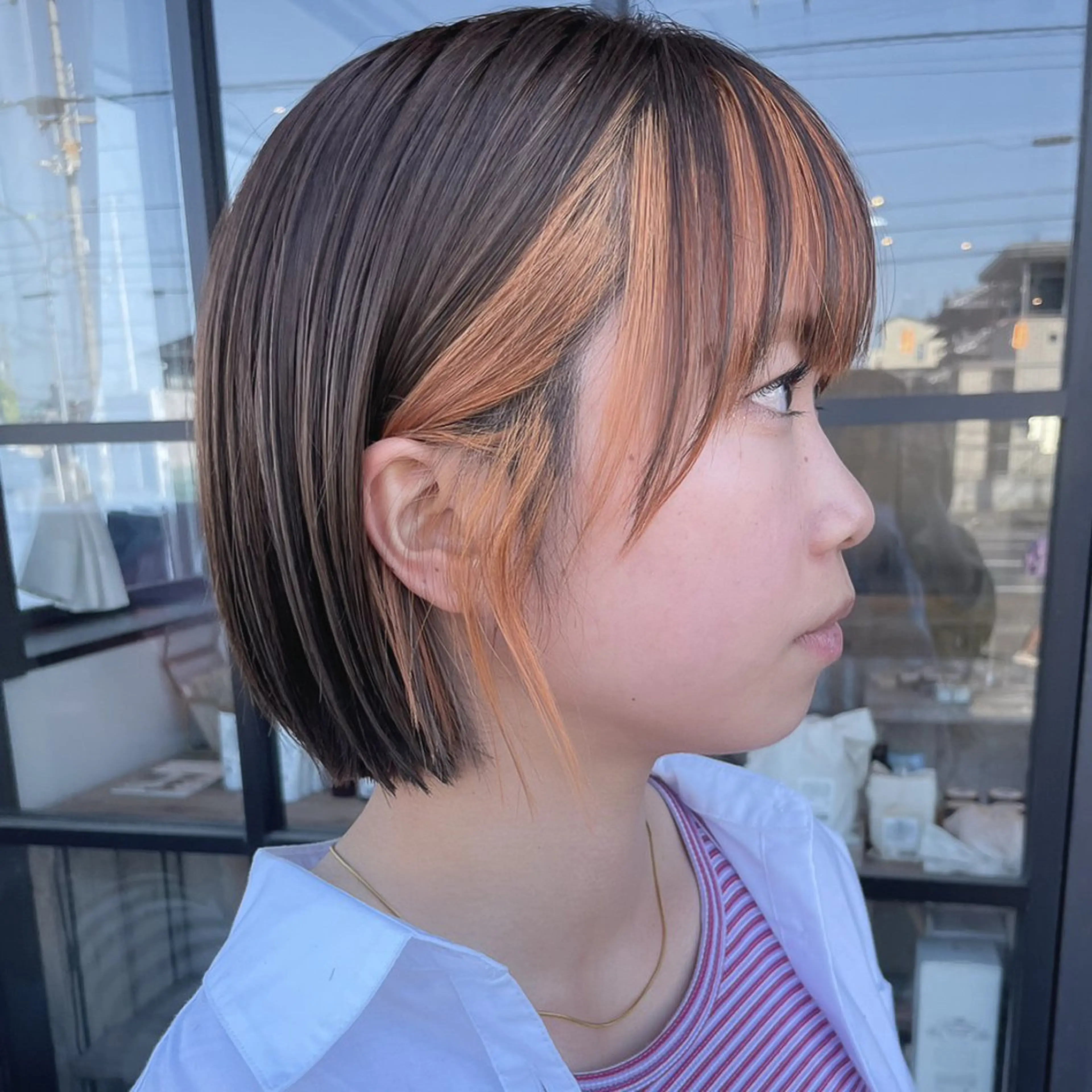 ショート カラー ミストバング ベージュカラー ブラウンカラー  フェイスフレーミング オレンジ ヘアカラー 透明感カラー/パーマ 🌀アオノアユミのヘアスタイル