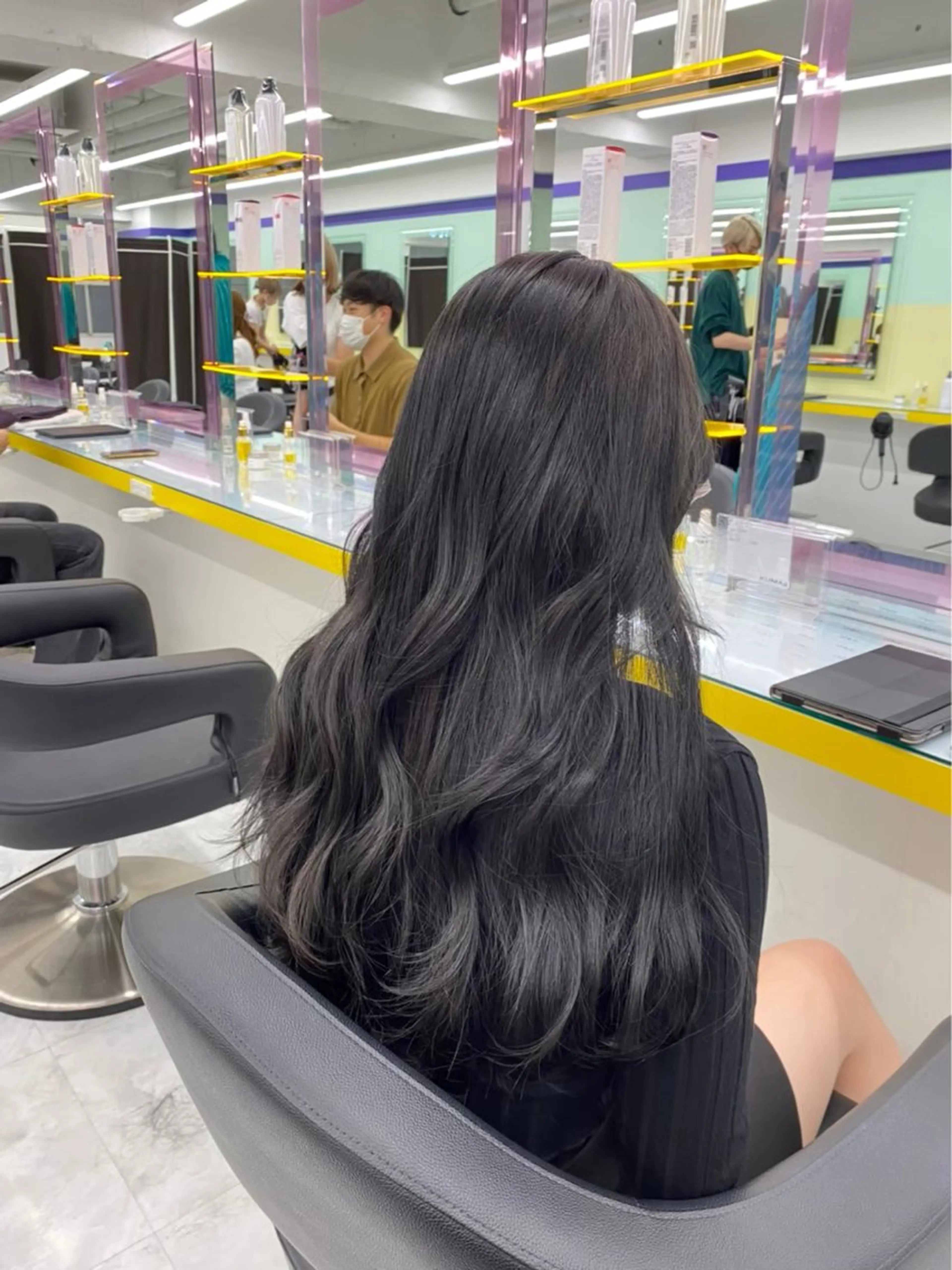 ロング 韓国レディヘア🤍 暗髪🤍miraiのヘアスタイル