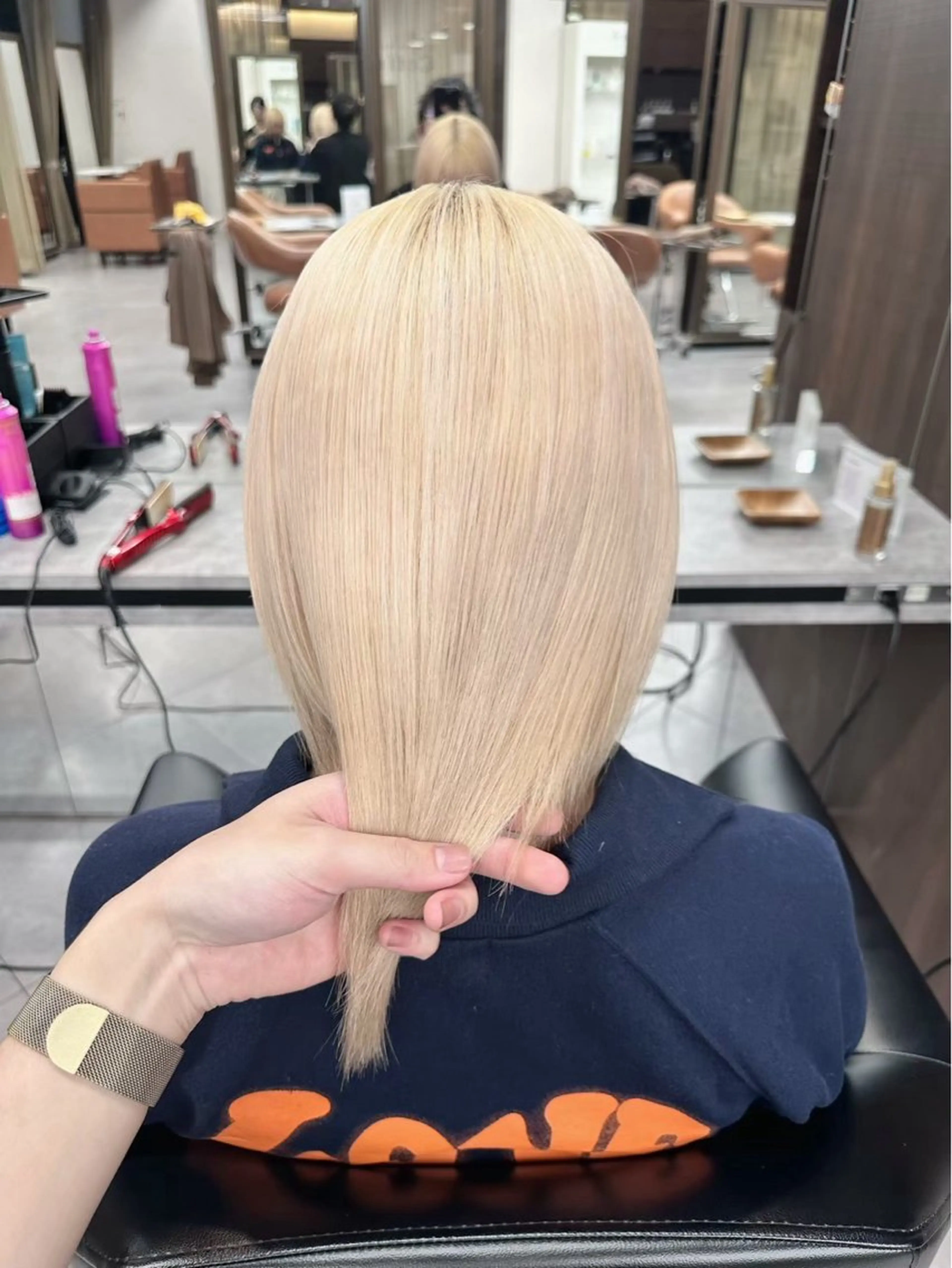 カラー も も えのヘアスタイル