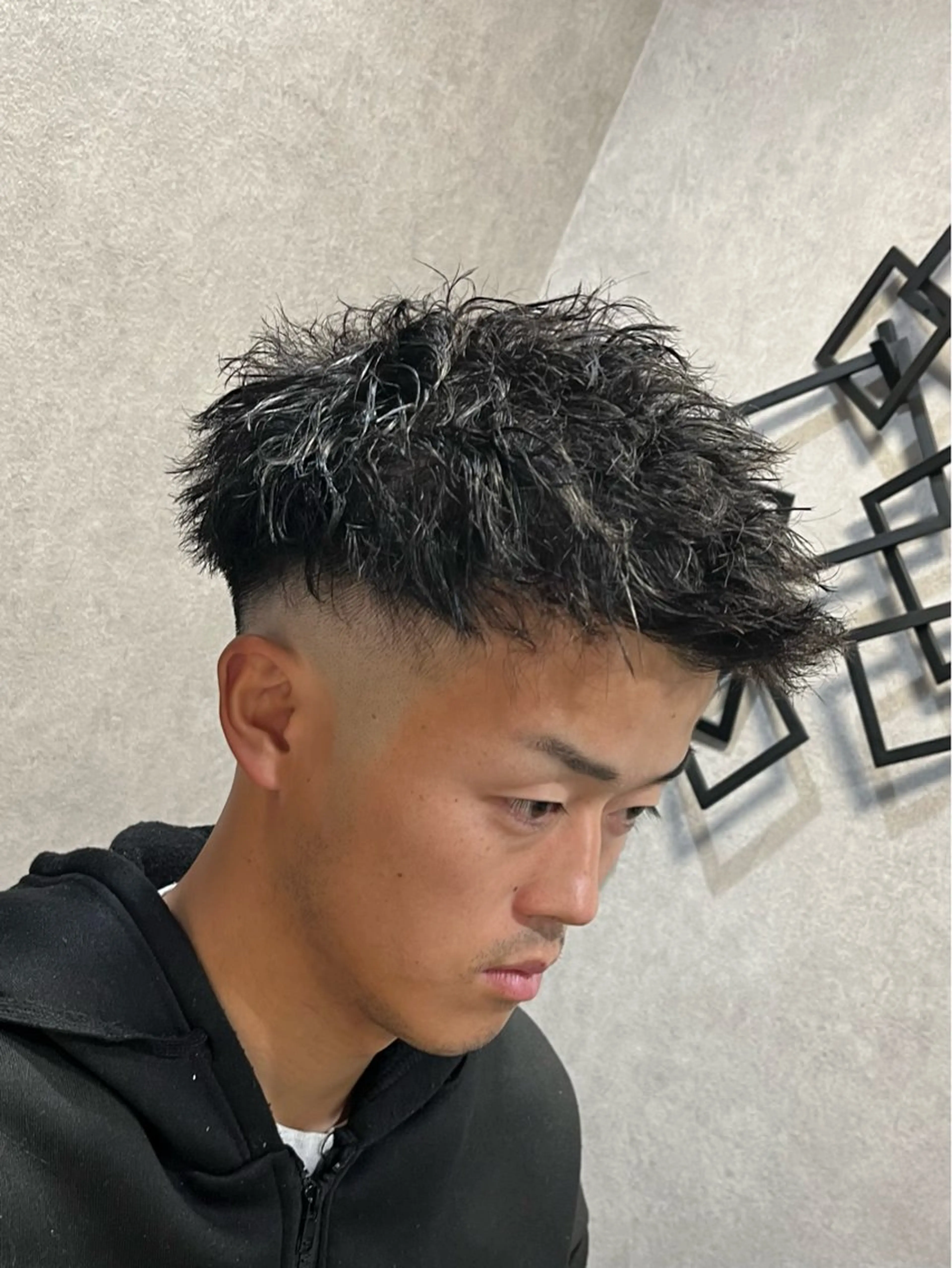 ミディアム パーマ CuMARi所属・歴7年🔥メンズ専門 100％満足させますのヘアスタイル