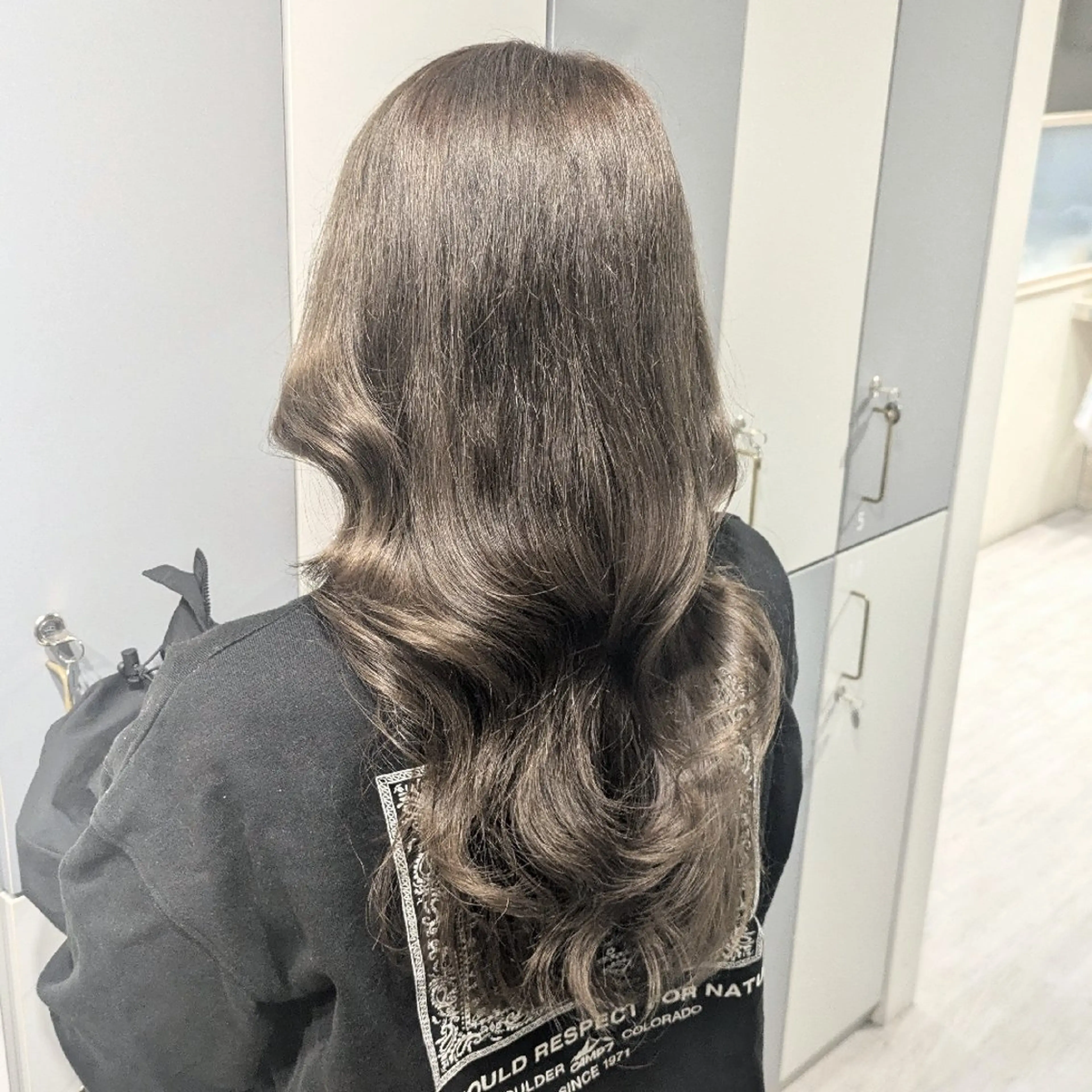 ロング LOVEST クロサカ ユウナのヘアスタイル